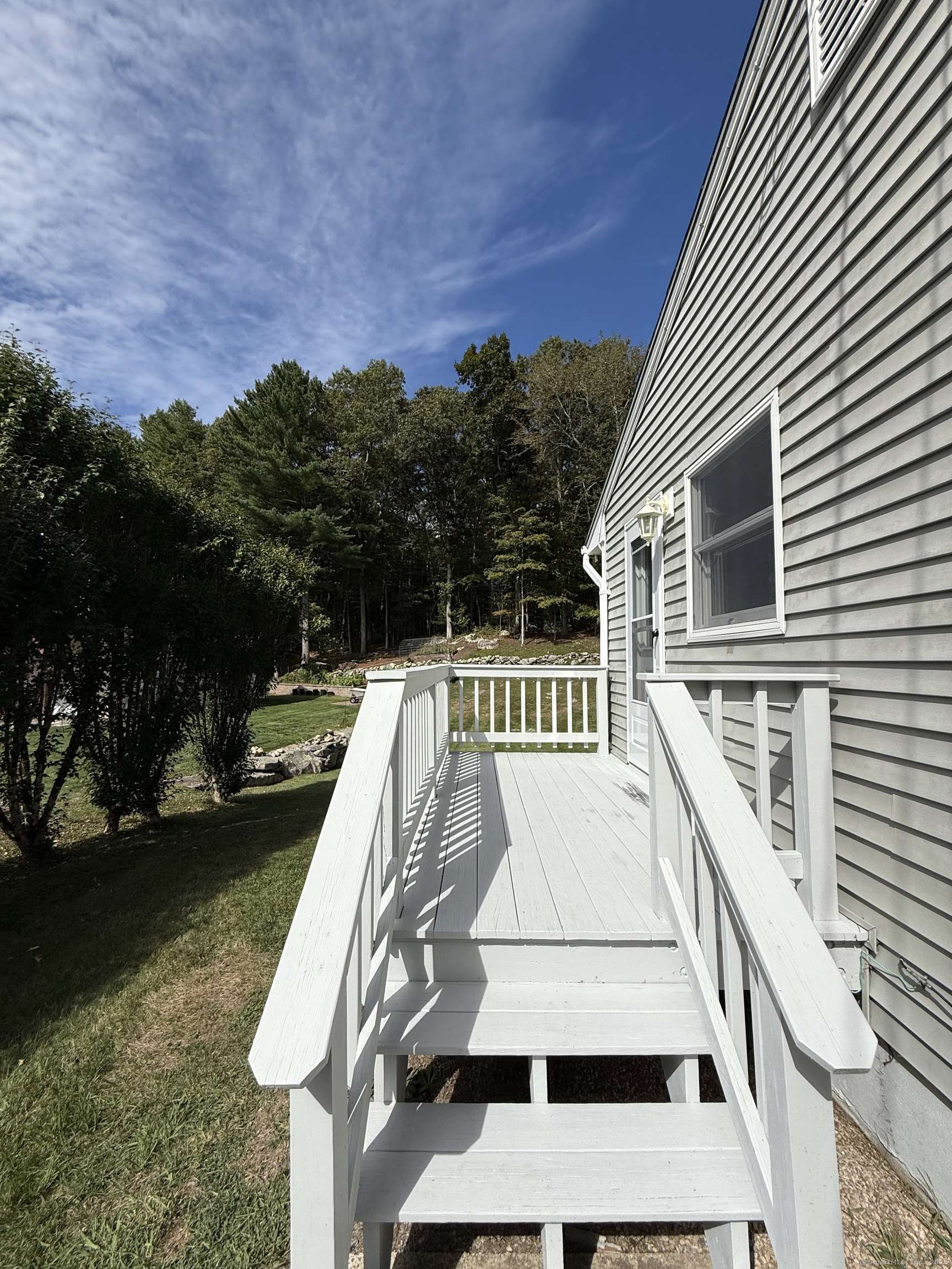 Stonington, CT 06378,355 North Stonington Road