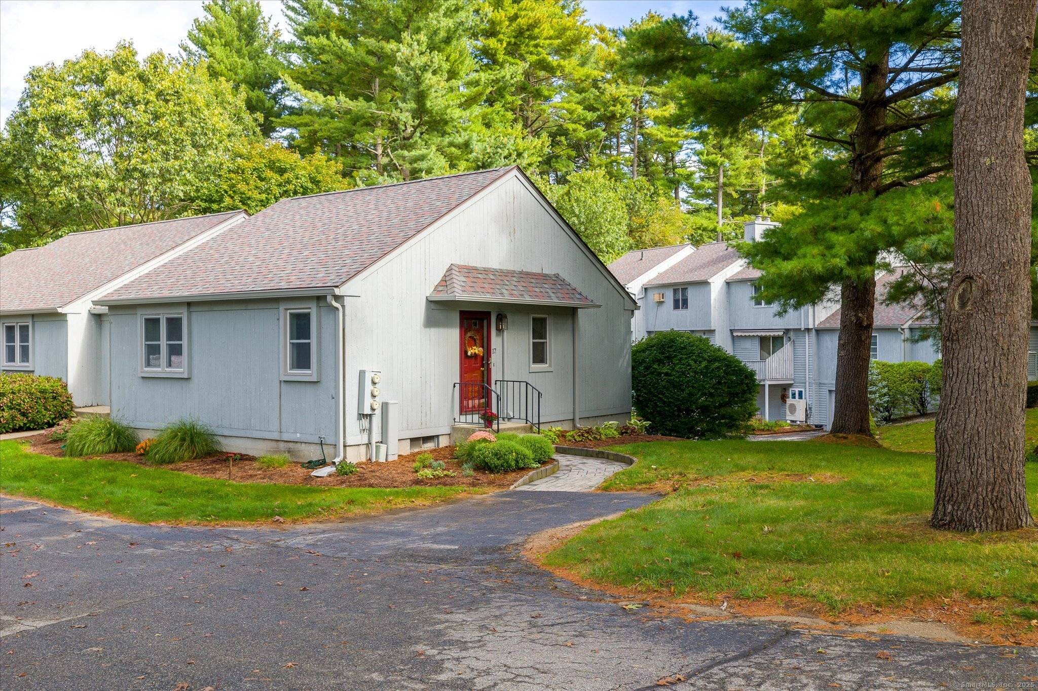 Woodstock, CT 06281,17 Woodstock Meadows