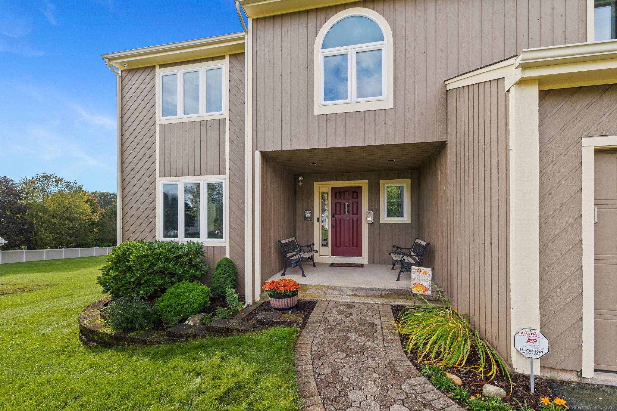 Bristol, CT 06010,49 Pondview Lane