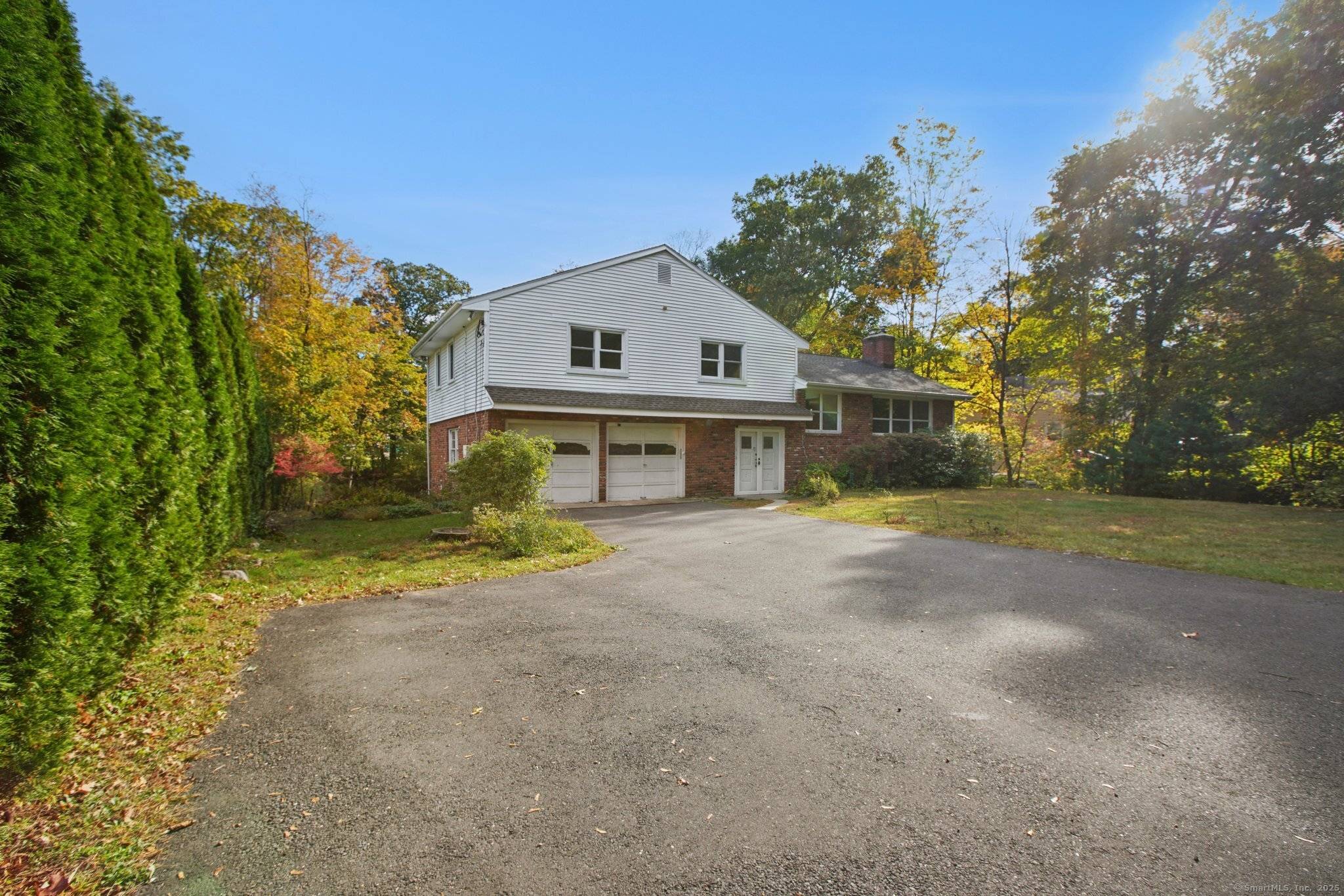 Stamford, CT 06902,1011 Stillwater Road