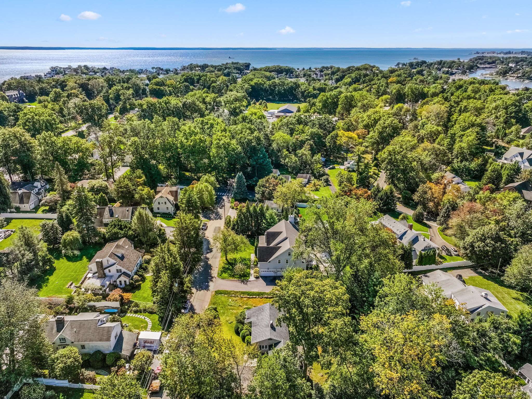 Norwalk, CT 06853,9 Flicker Lane