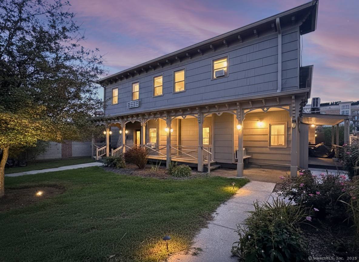 Norwalk, CT 06850,1 Arch Street #6