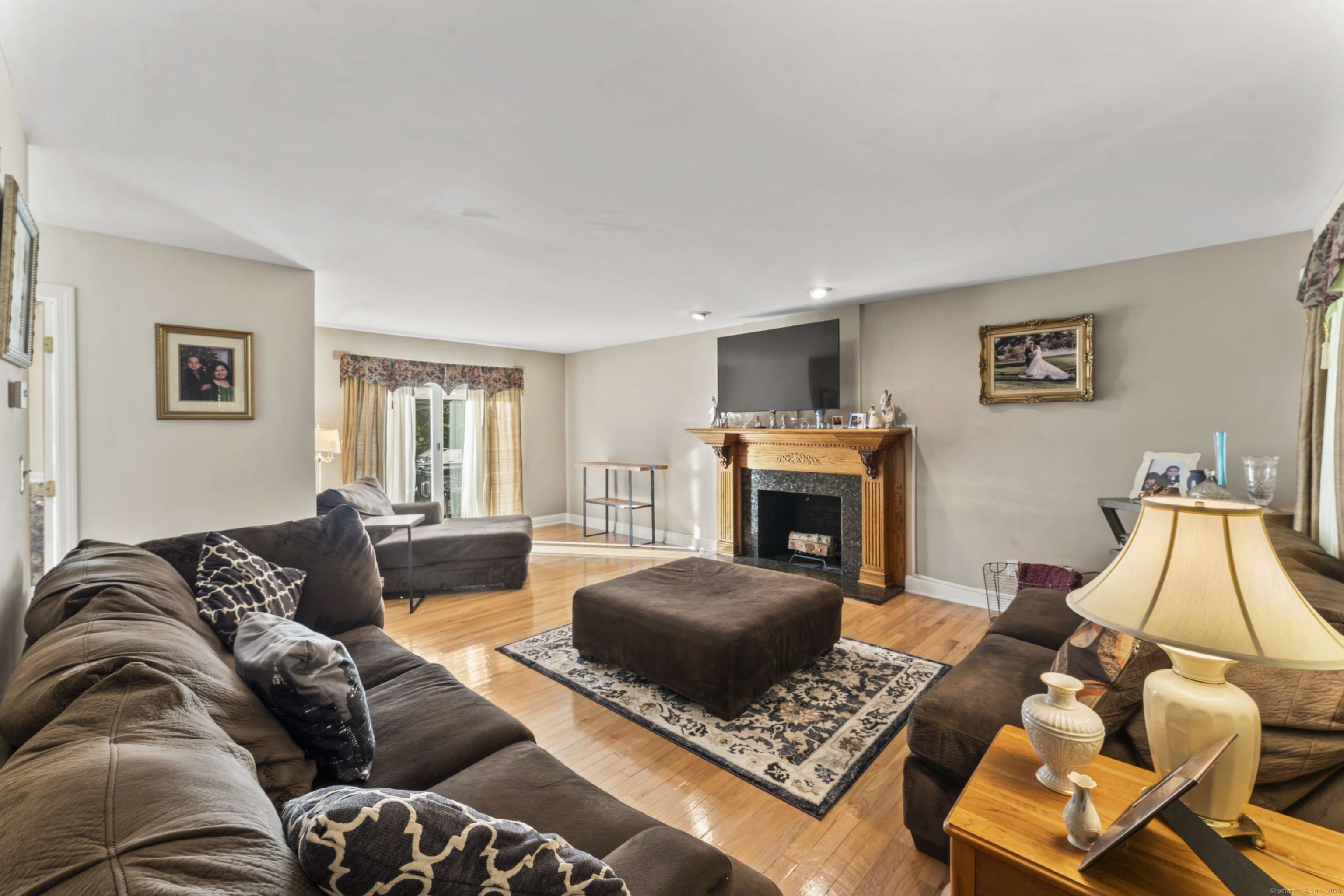 Newtown, CT 06482,2 Sutherland Drive