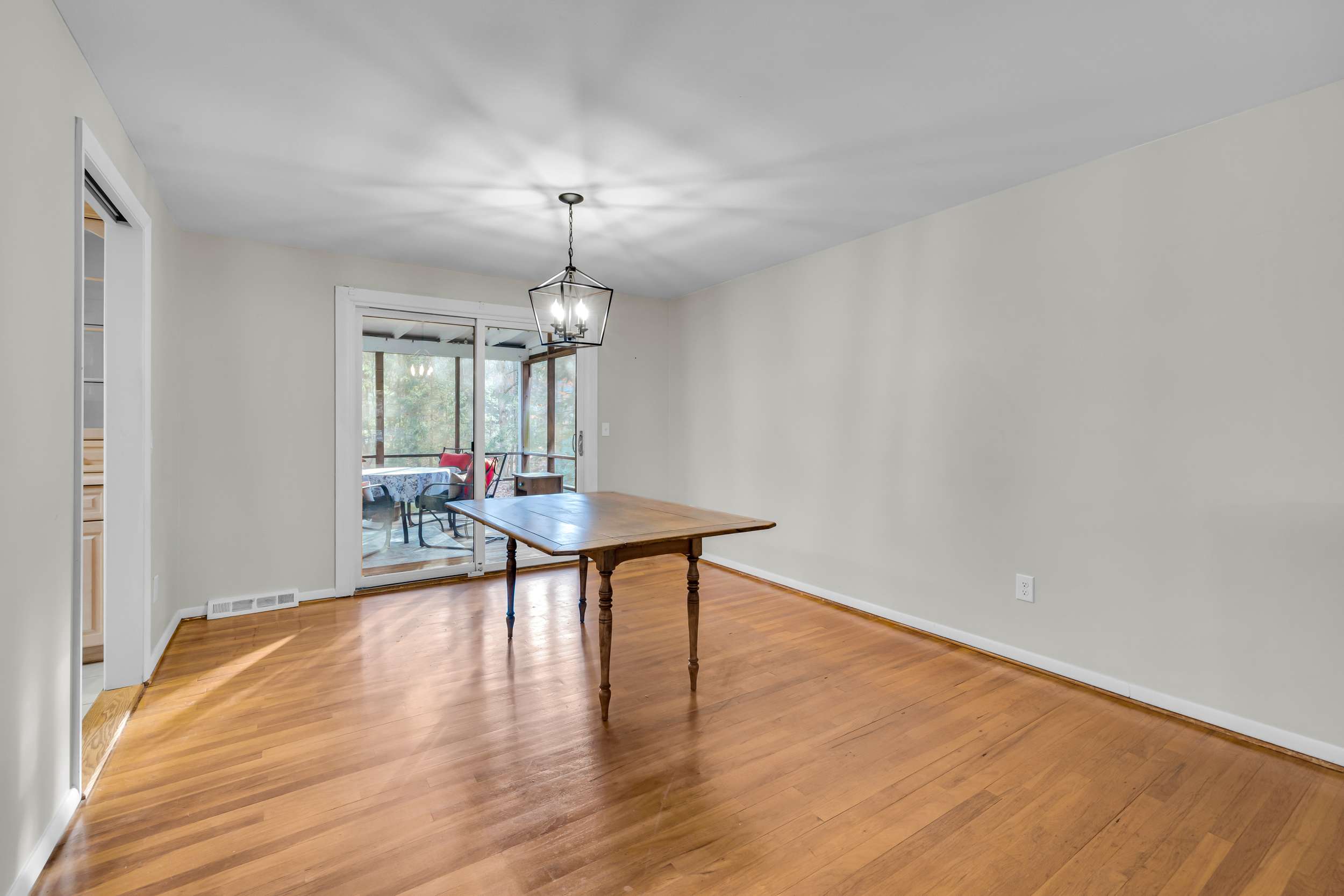 Simsbury, CT 06089,3 Minister Brook Drive