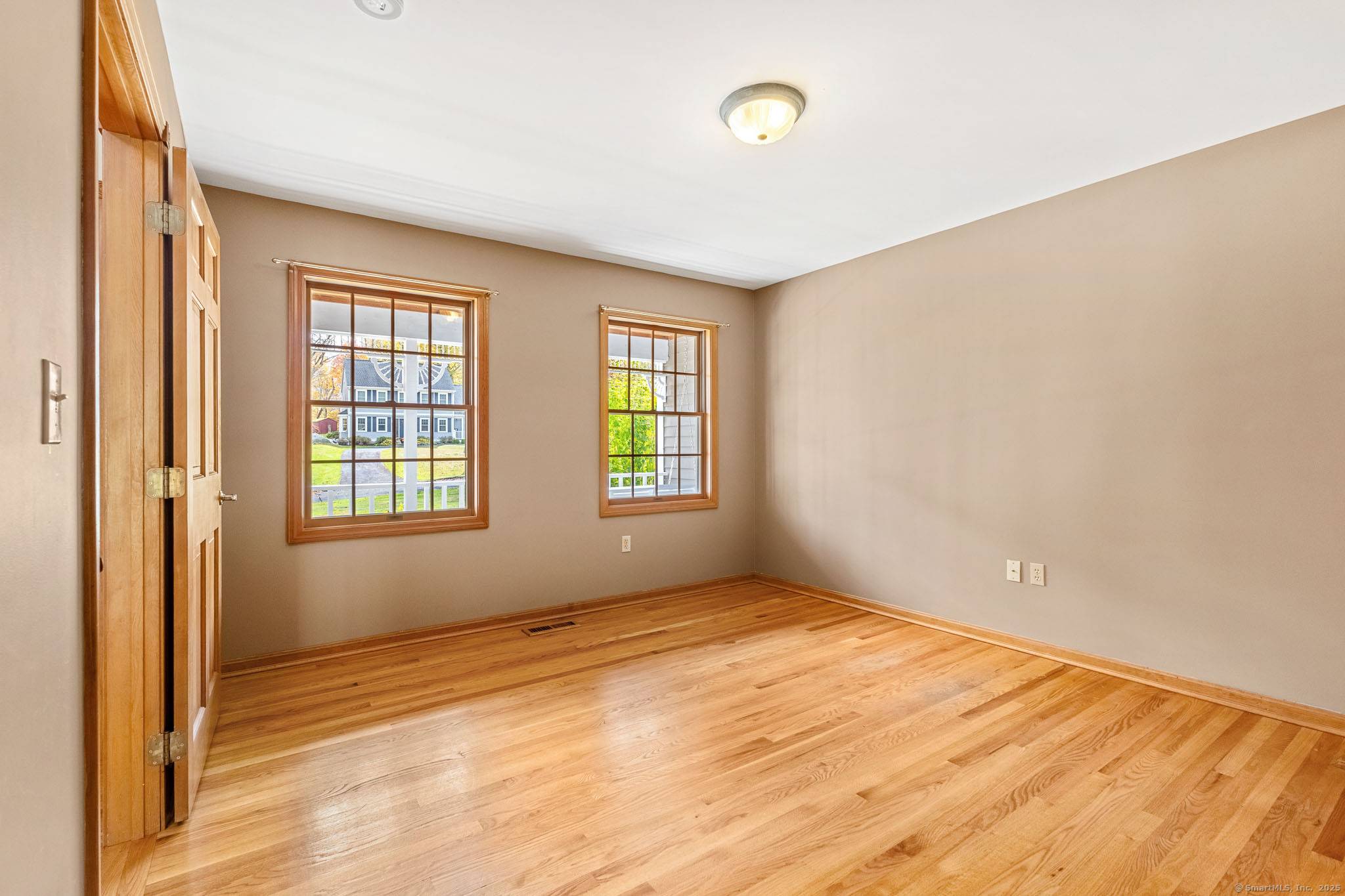 Watertown, CT 06795,15 Deer Run Road