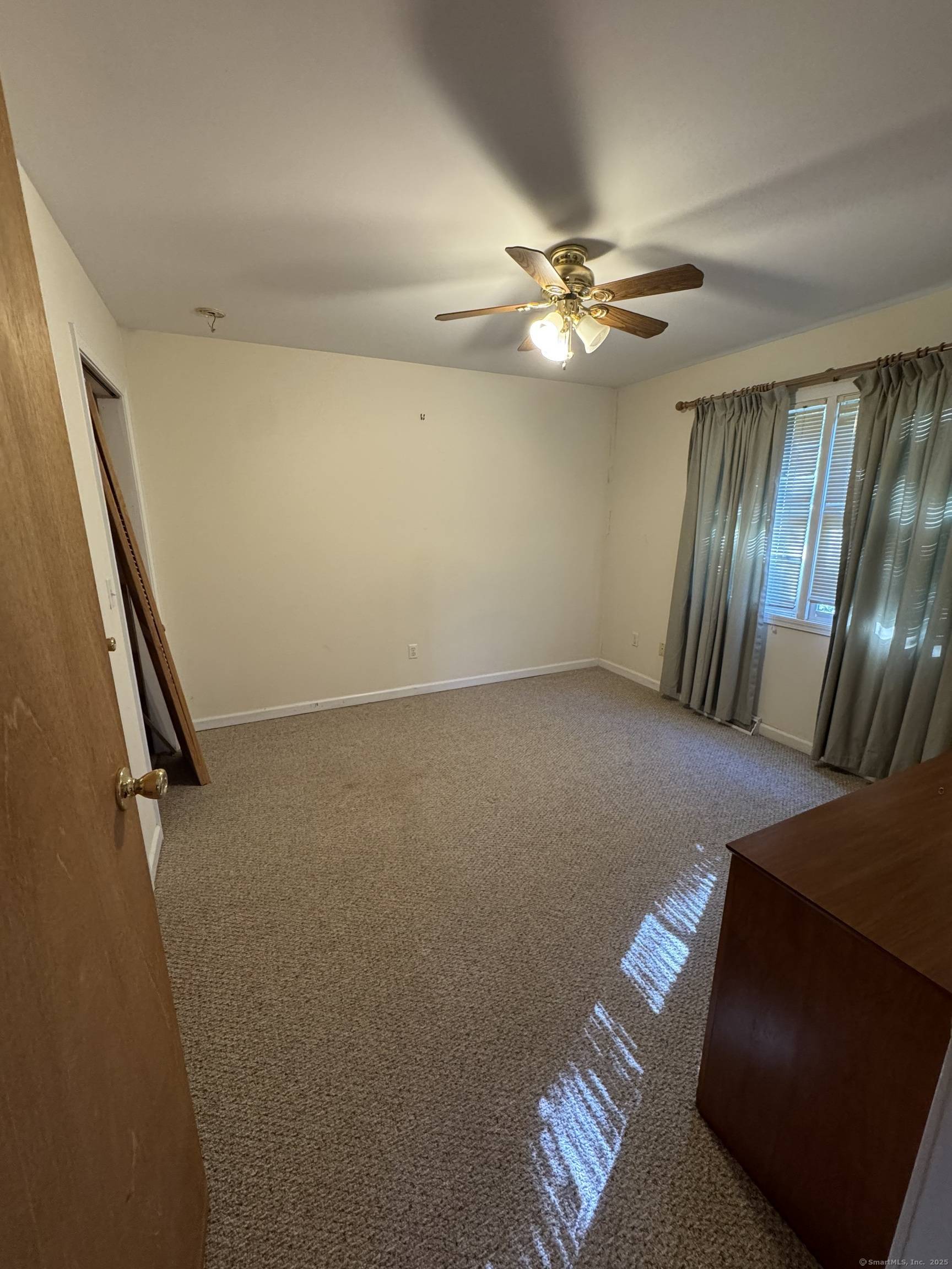 Seymour, CT 06483,95 Tomlinson Road