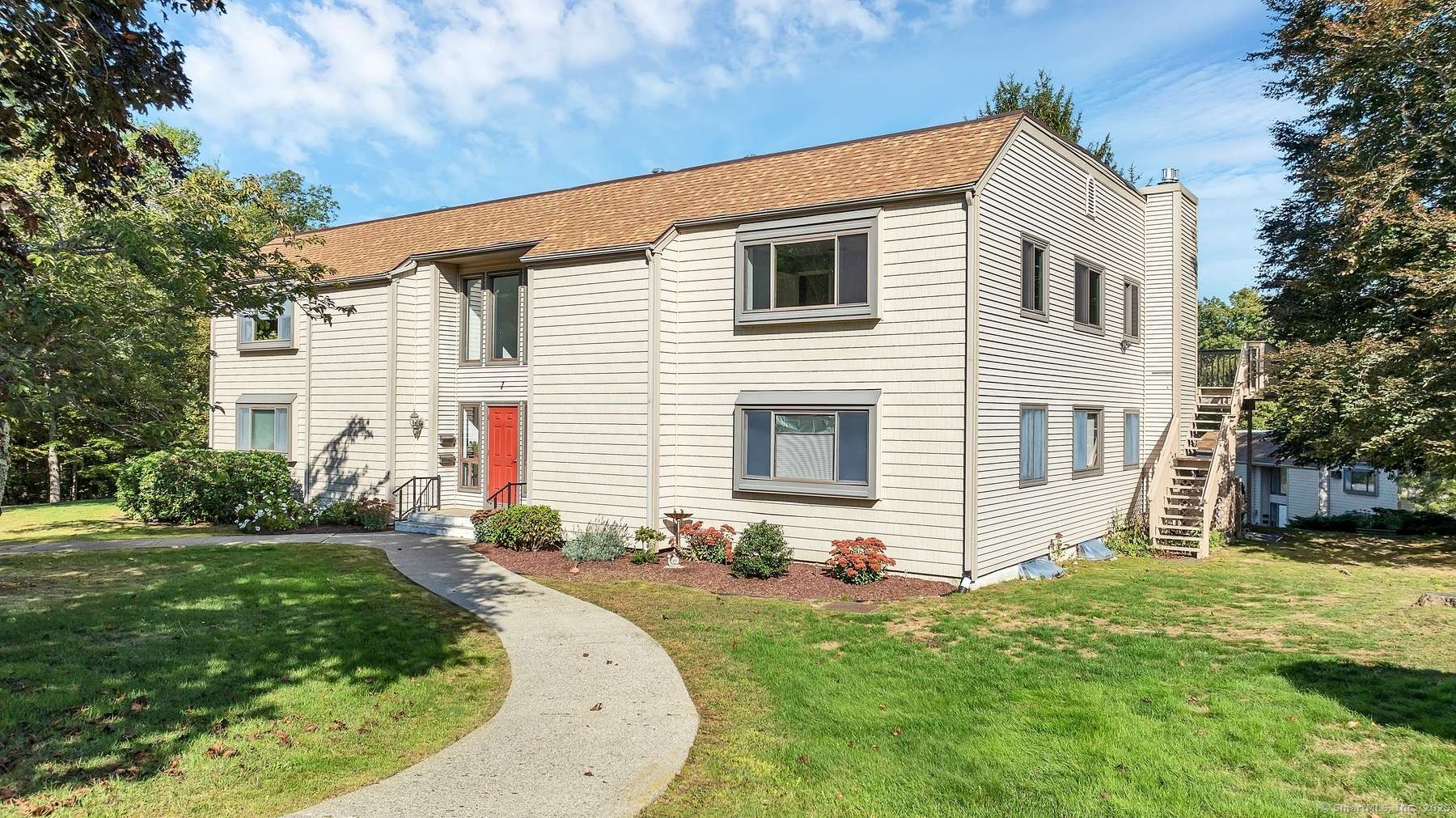 East Lyme, CT 06357,91 Riverview Road #APT 7B