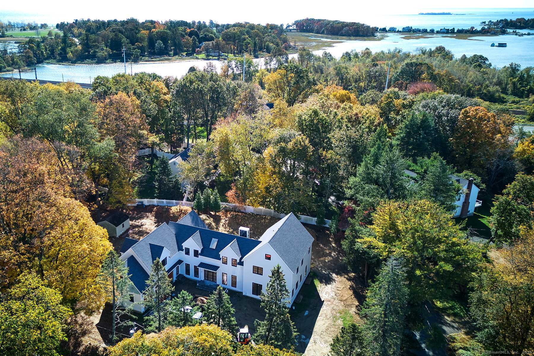 Westport, CT 06880,11 Wake Robin Road