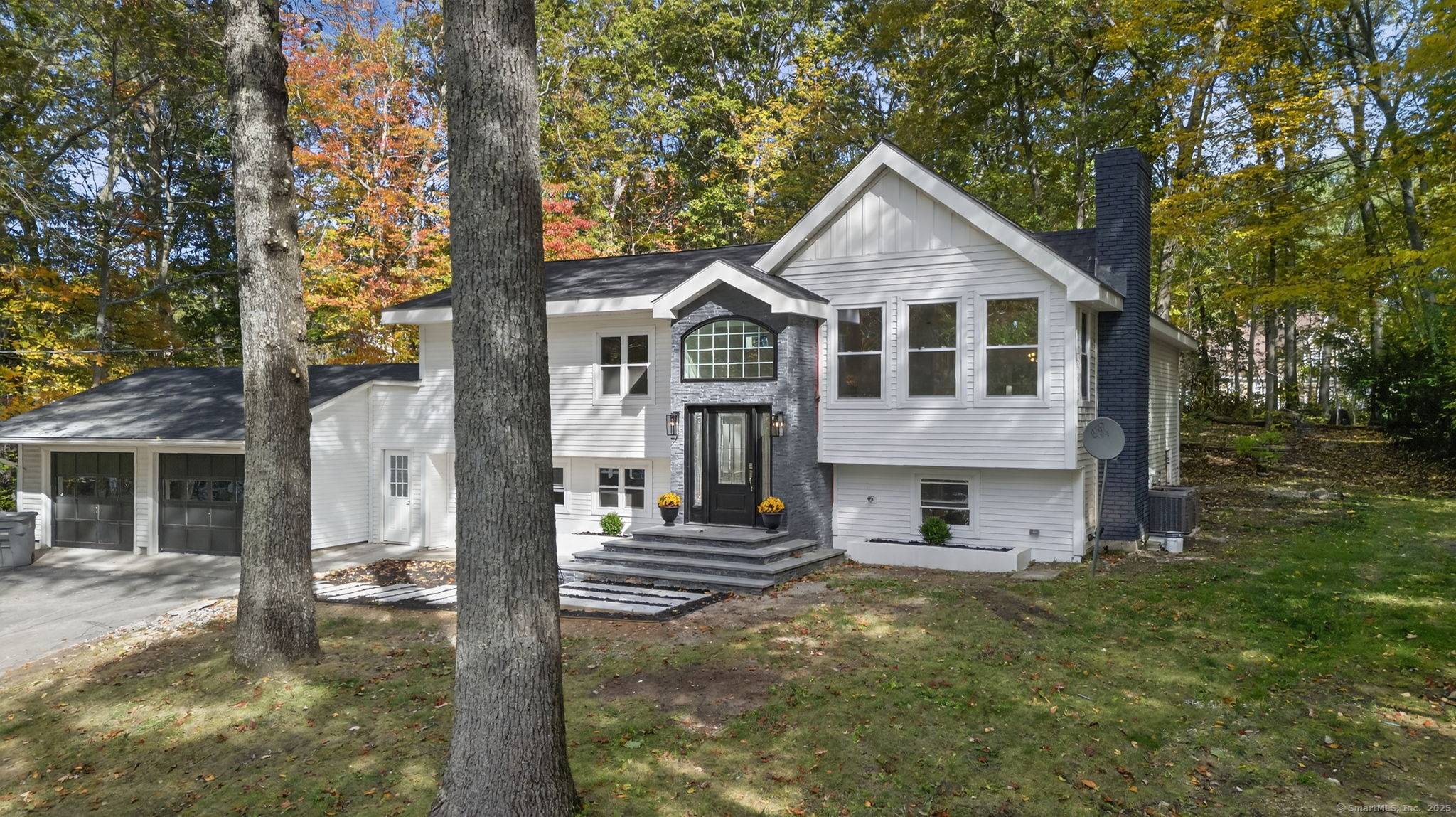 East Lyme, CT 06333,13 Willow Lane