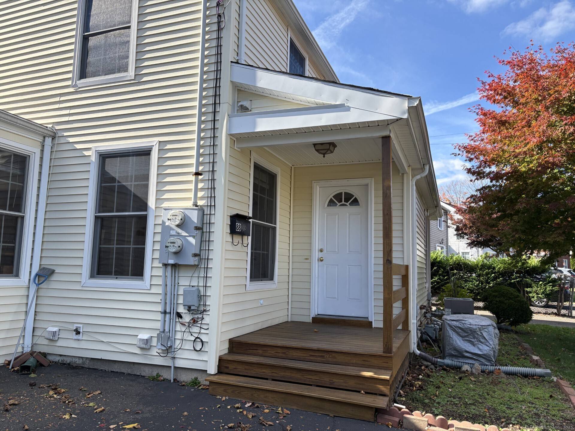 Fairfield, CT 06825,88 Garden Drive