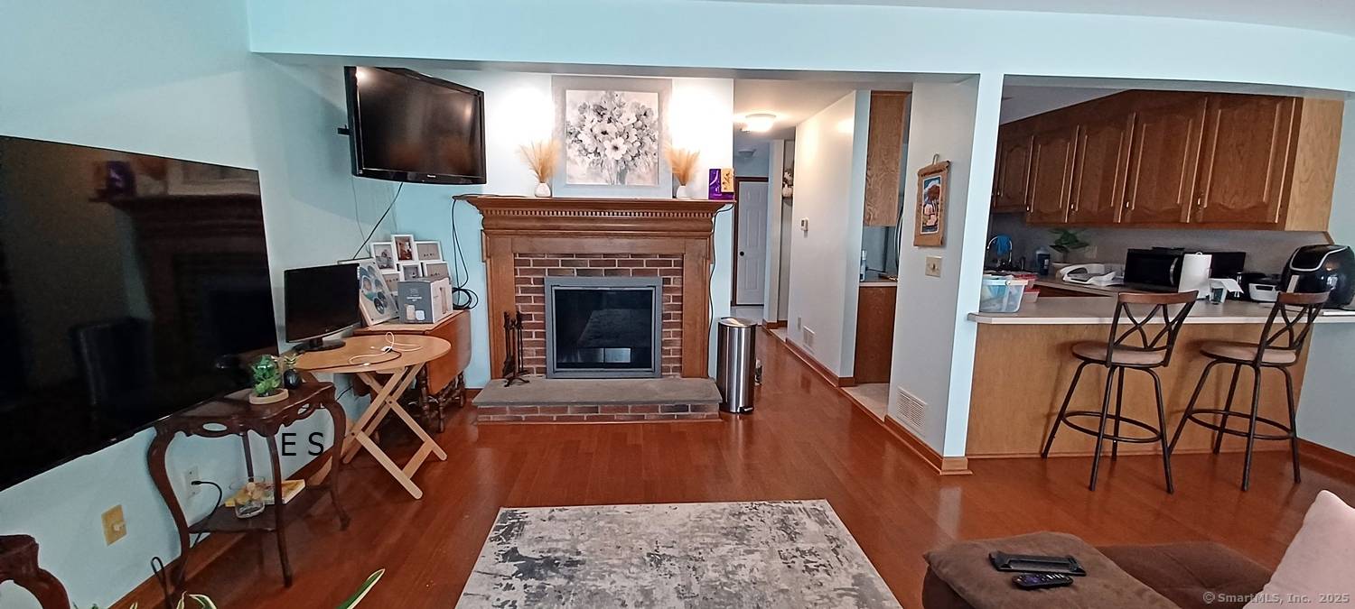 Bristol, CT 06010,1325 Farmington Avenue #APT 52