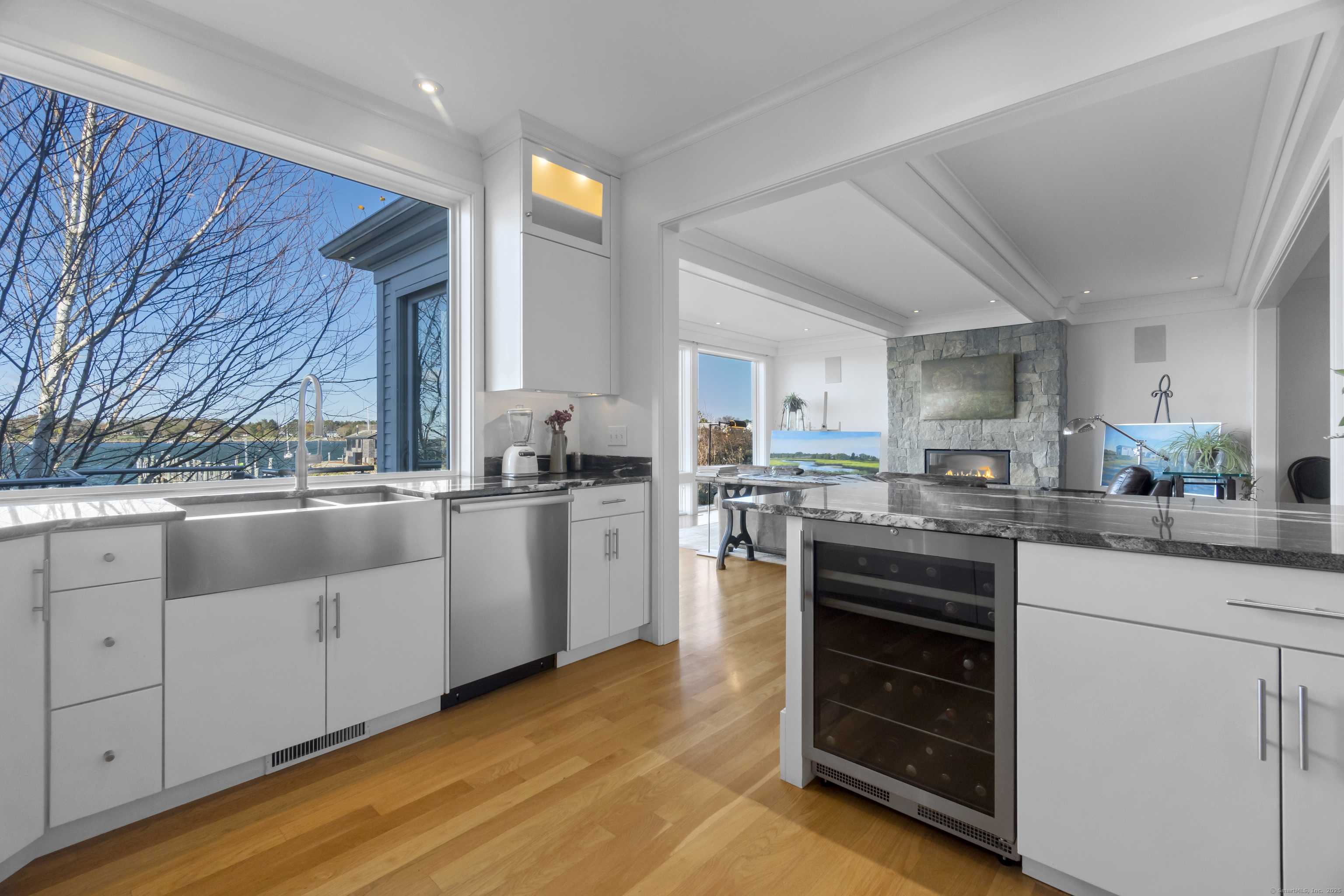 Stonington, CT 06378,92 Water Street