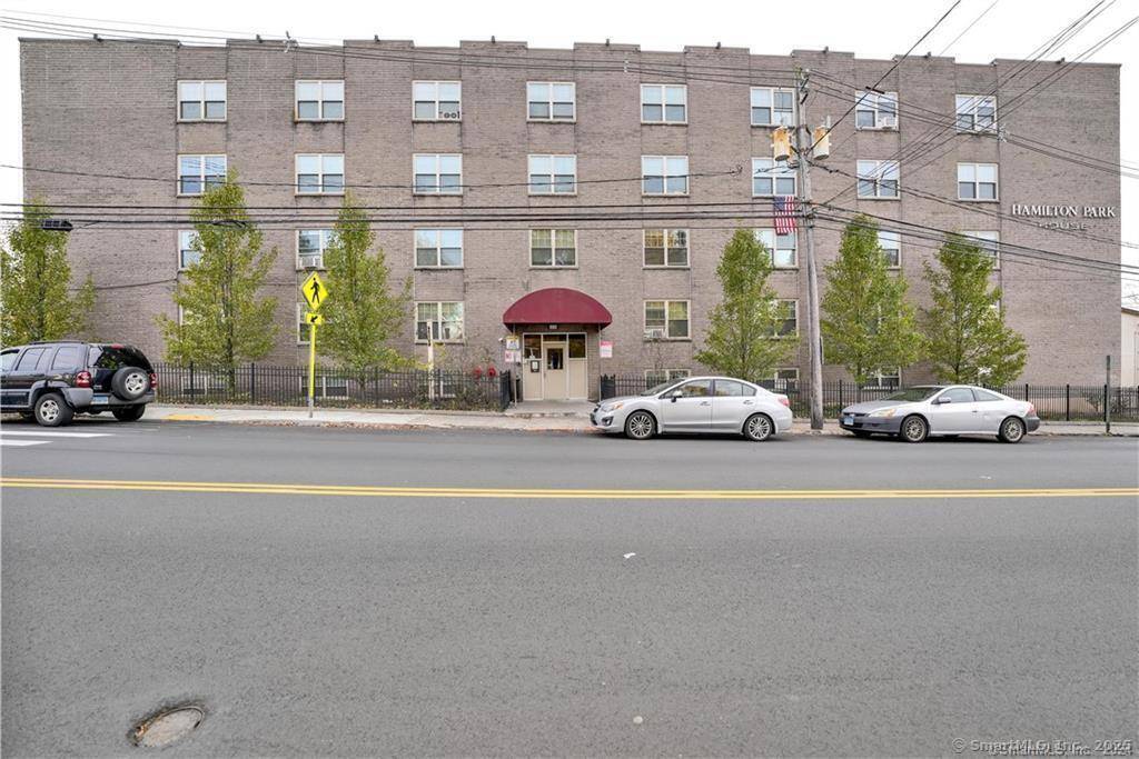 Waterbury, CT 06705,1660 East Main Street #1B