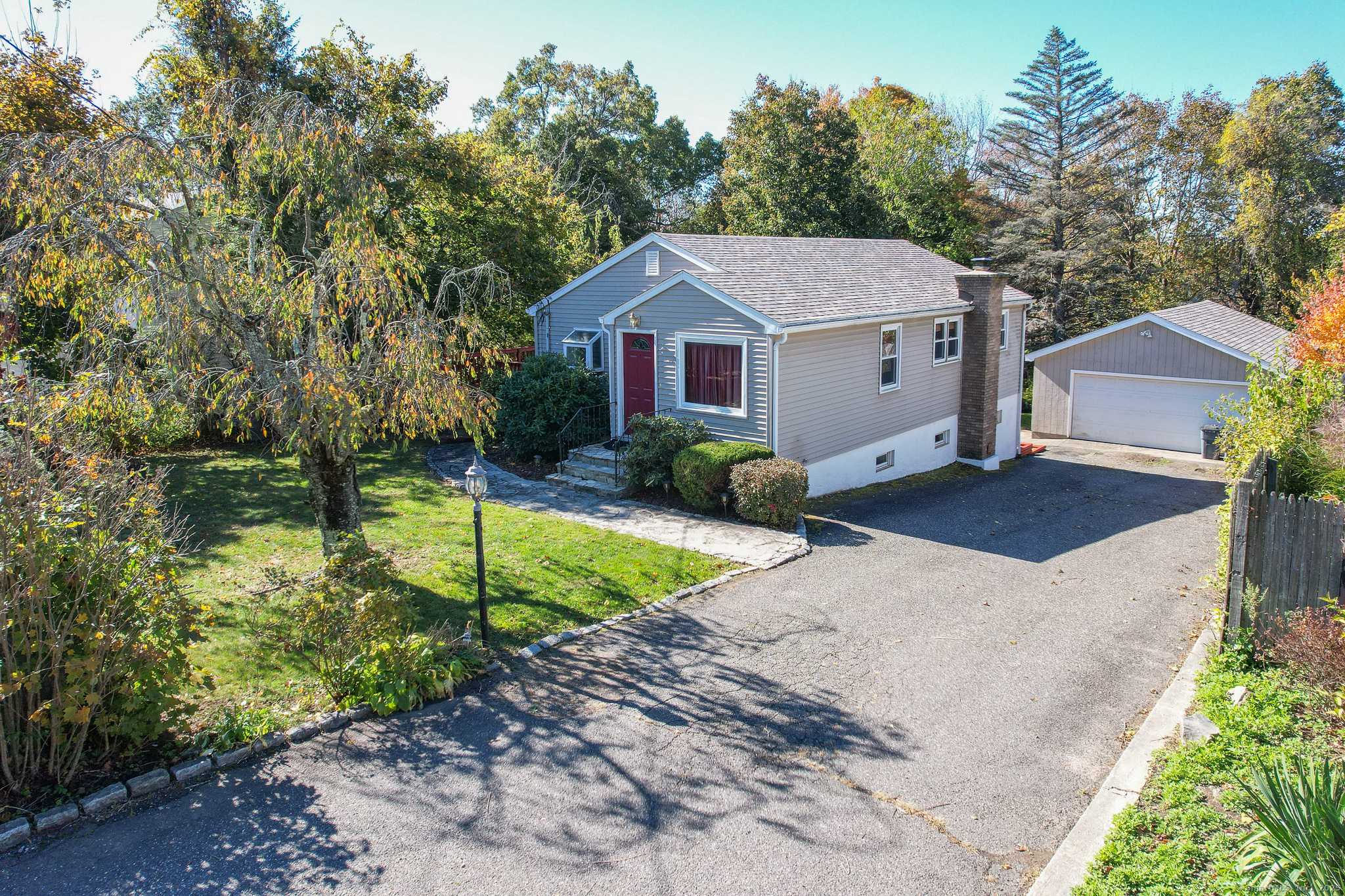 Wolcott, CT 06716,146 Farview Avenue