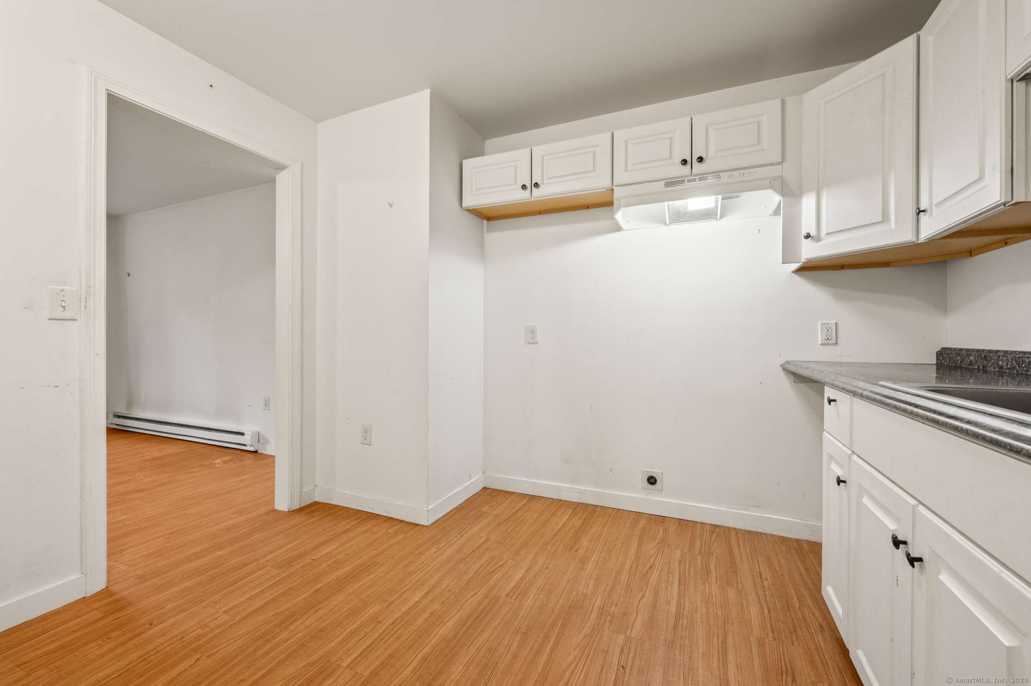 Vernon, CT 06066,85 Old Town Road #52