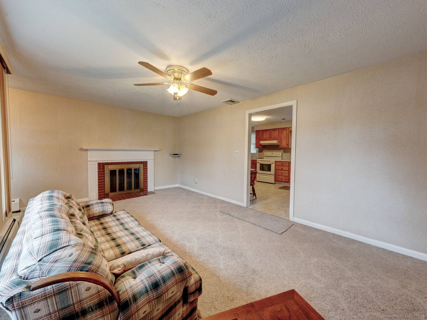 East Hartford, CT 06118,34 Naomi Drive