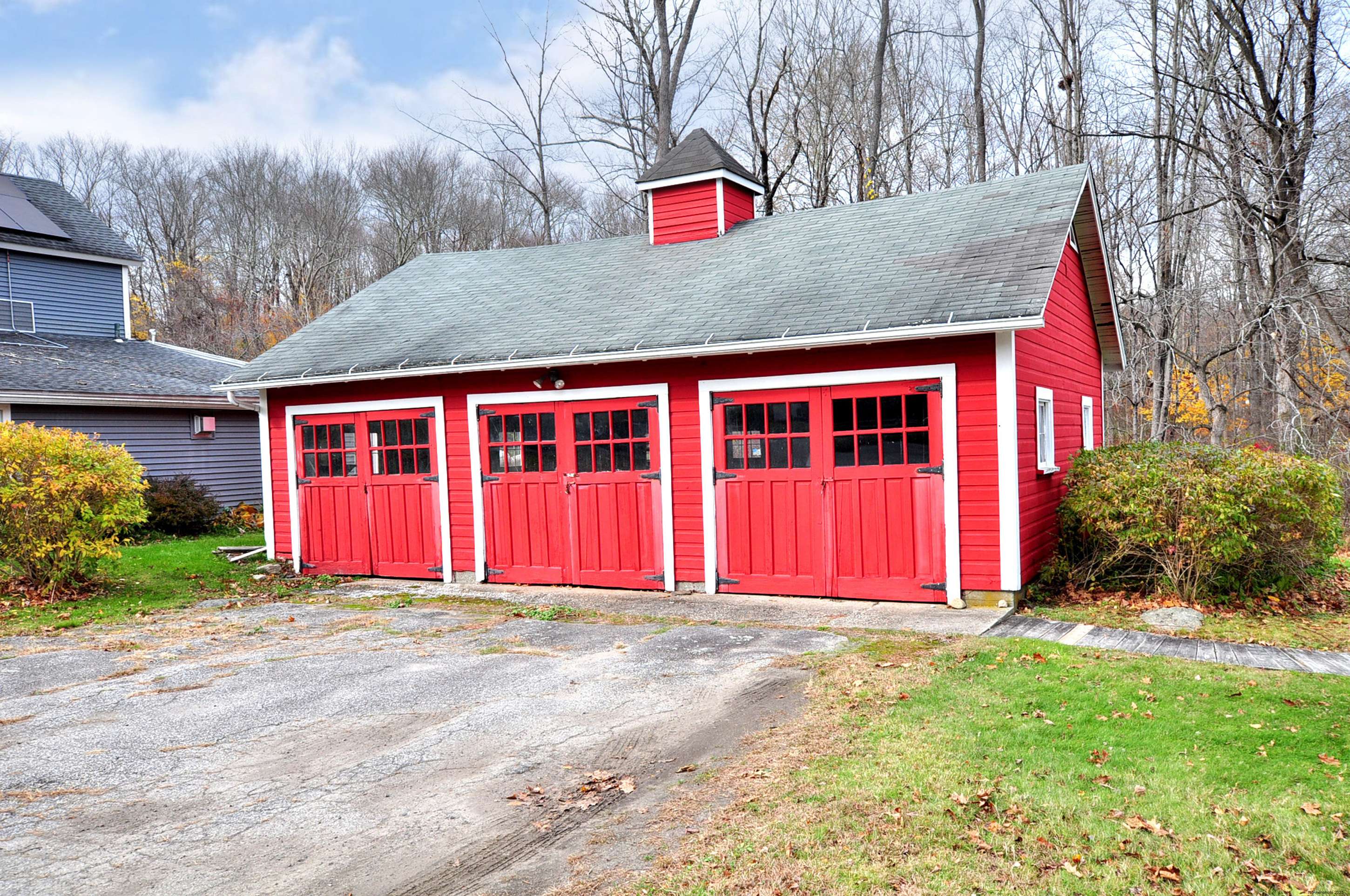 Litchfield, CT 06778,31 Main Street