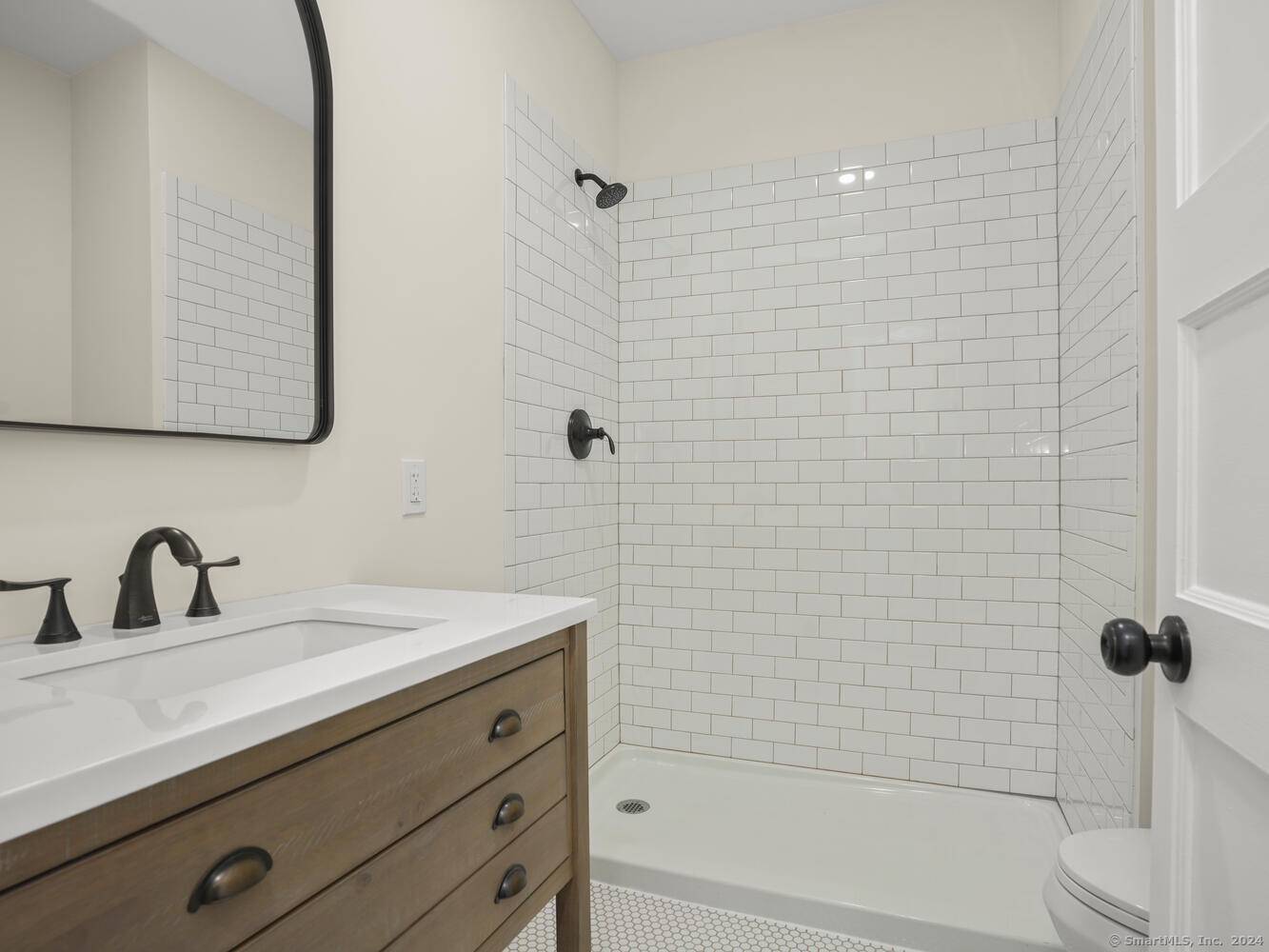 Milford, CT 06460,97 Noble Avenue