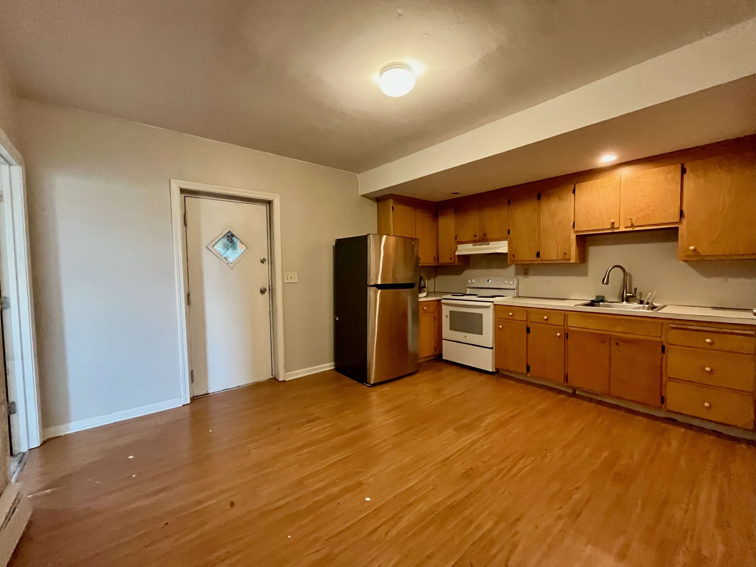 Bristol, CT 06010,19 Divinity Street #3E