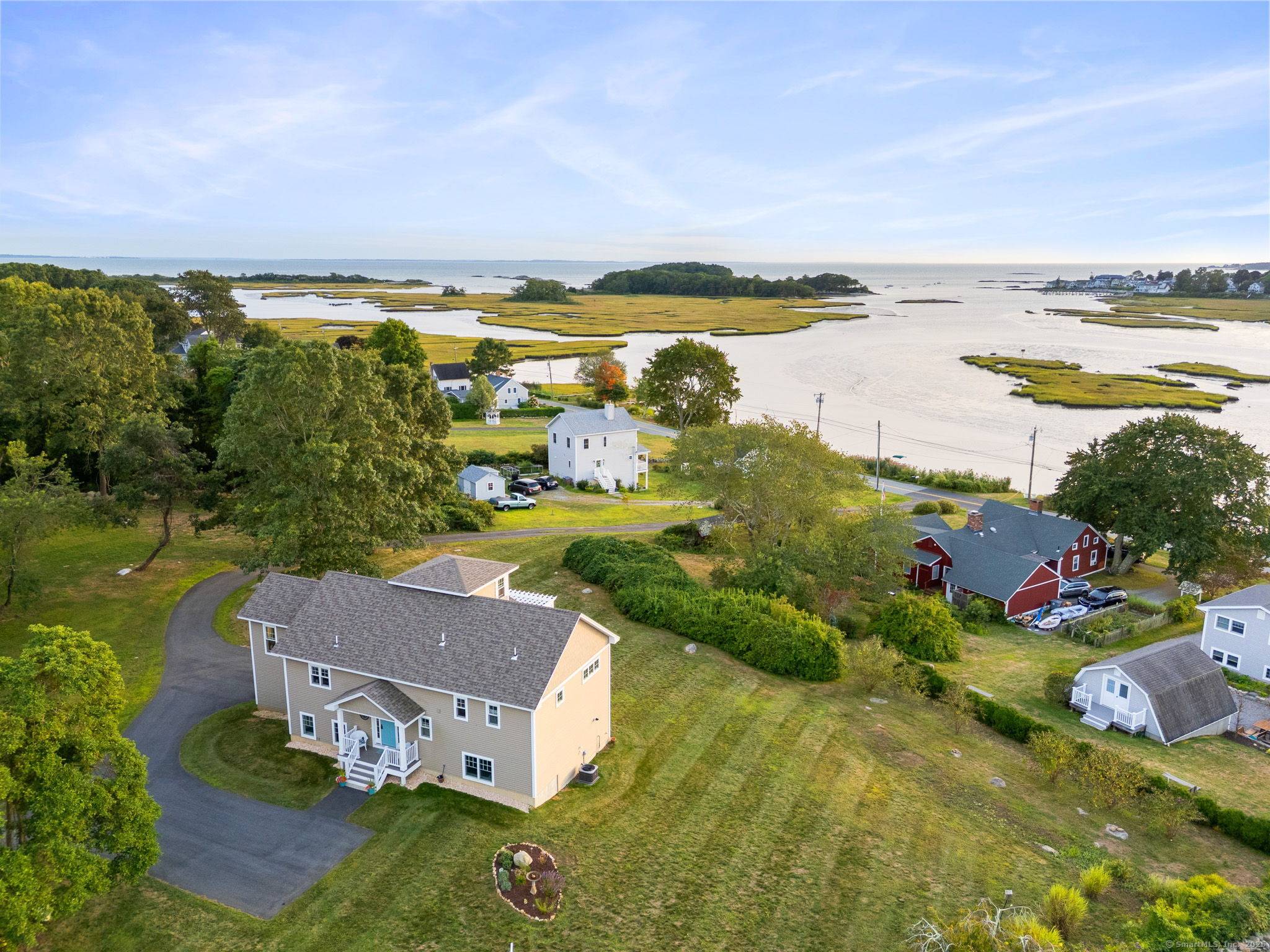 East Lyme, CT 06357,94 Old Black Point Road