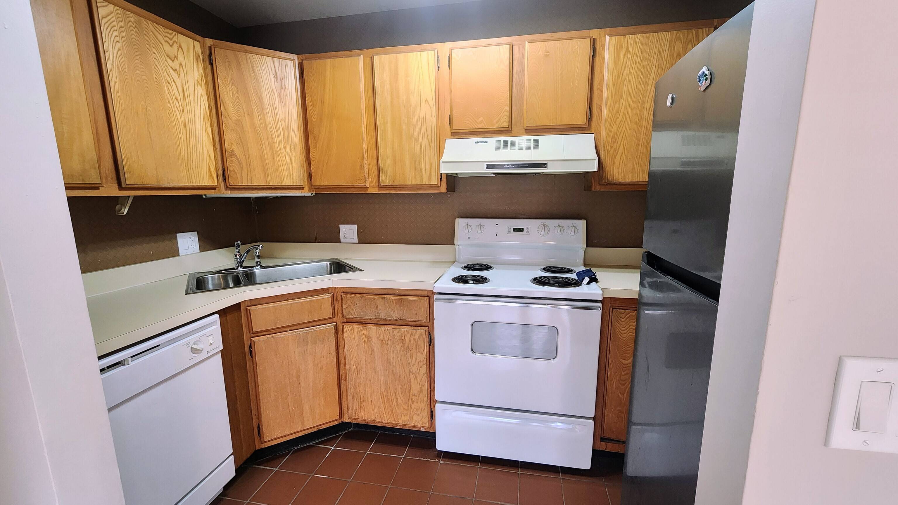 Hartford, CT 06105,56 Atwood Street #APT 3B