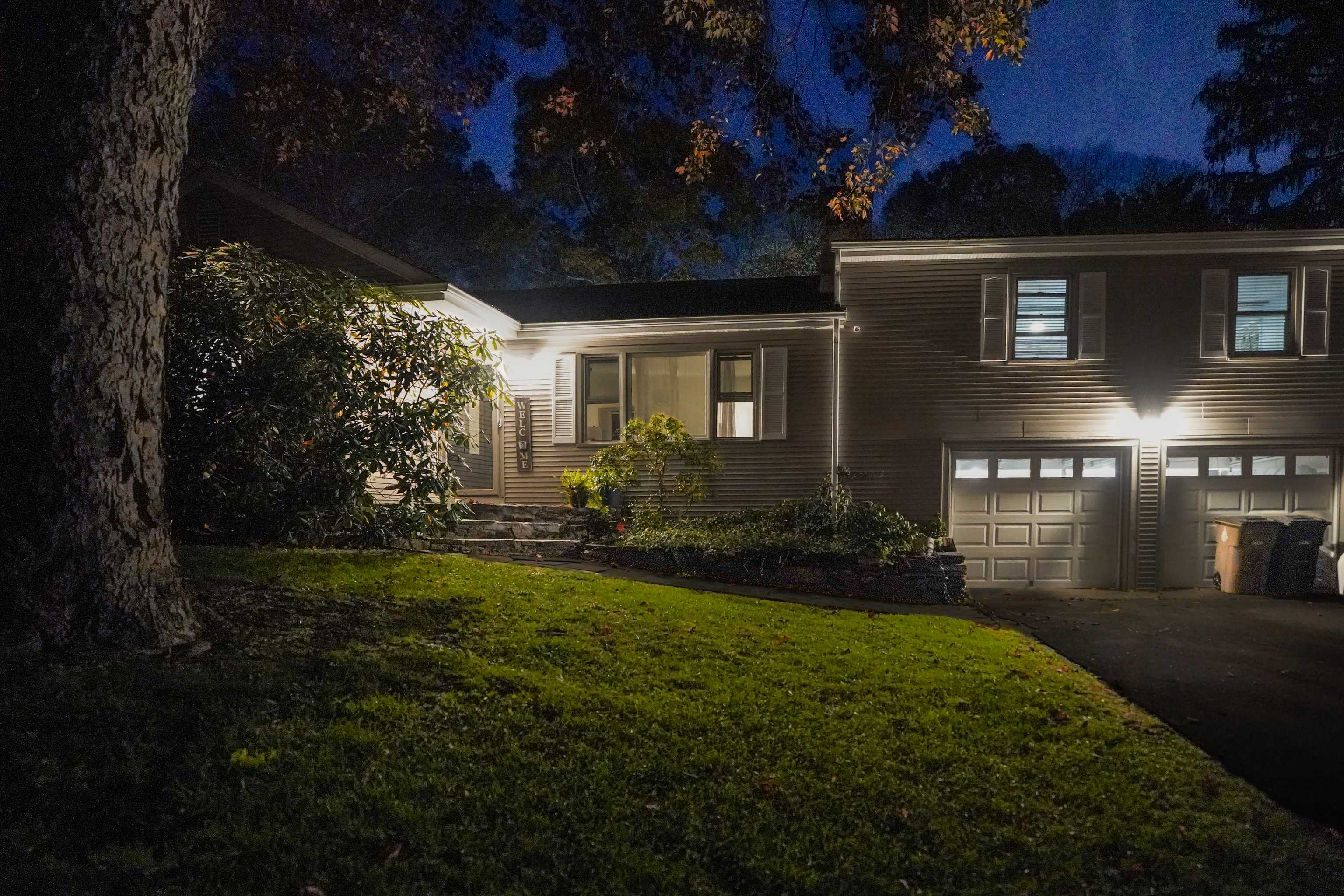 Stamford, CT 06902,124 Wyndover Lane