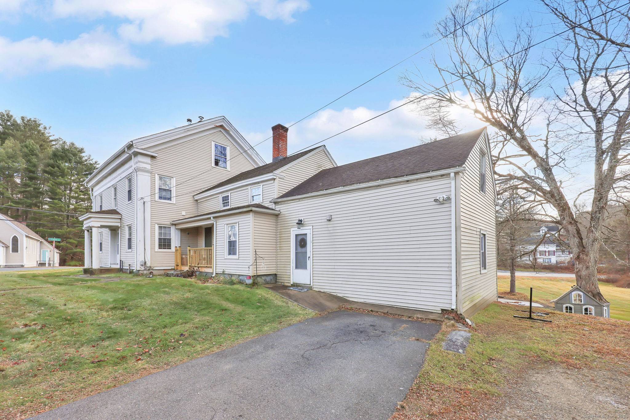 Stafford, CT 06076,237 Upper Road