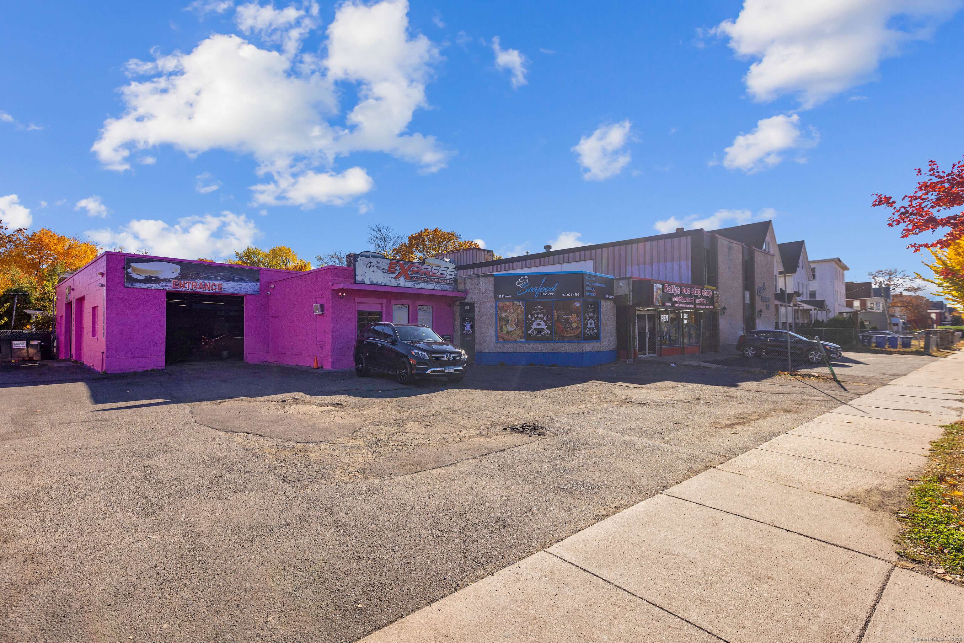 Hartford, CT 06114,156 Franklin Avenue