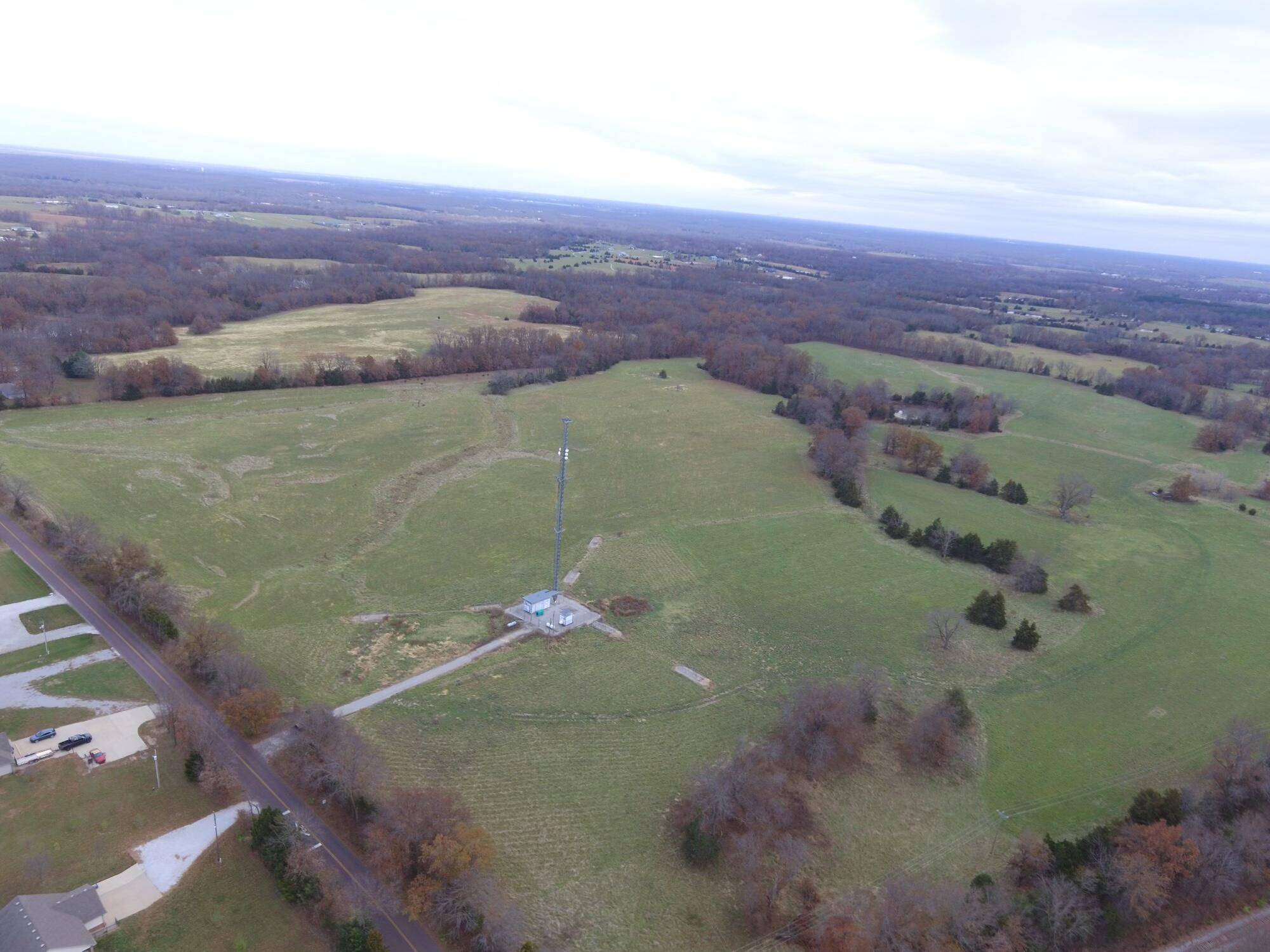 Hallsville, MO 65255,10250 N Route b