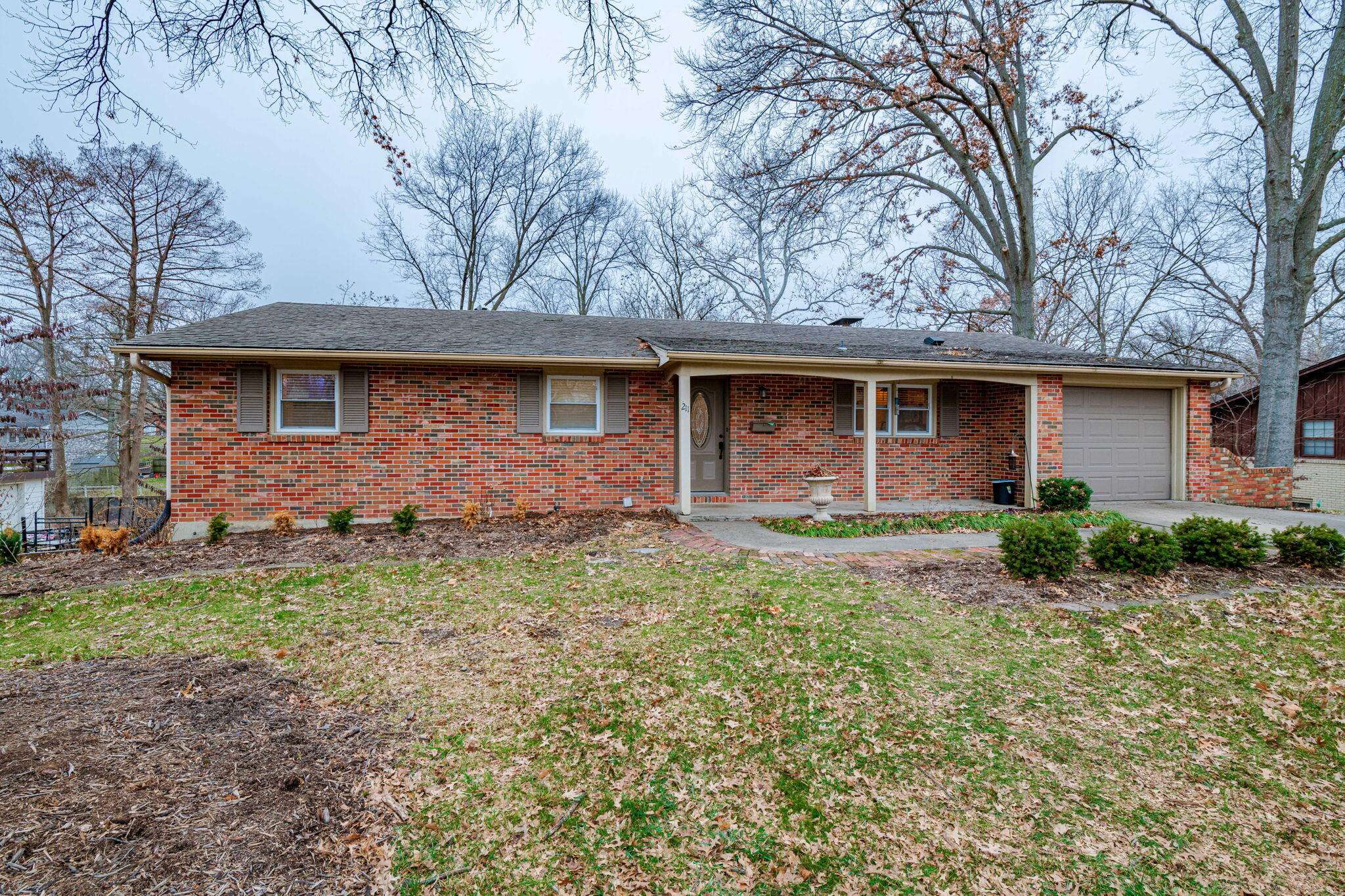 Columbia, MO 65203,211 Rockingham DR