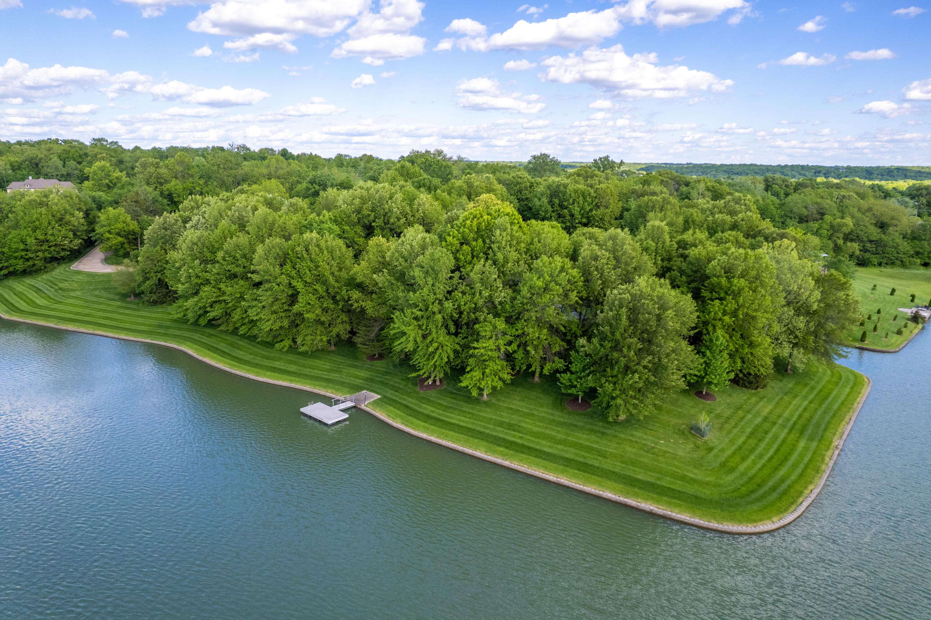 Columbia, MO 65203,3000 W Arrowhead lake DR