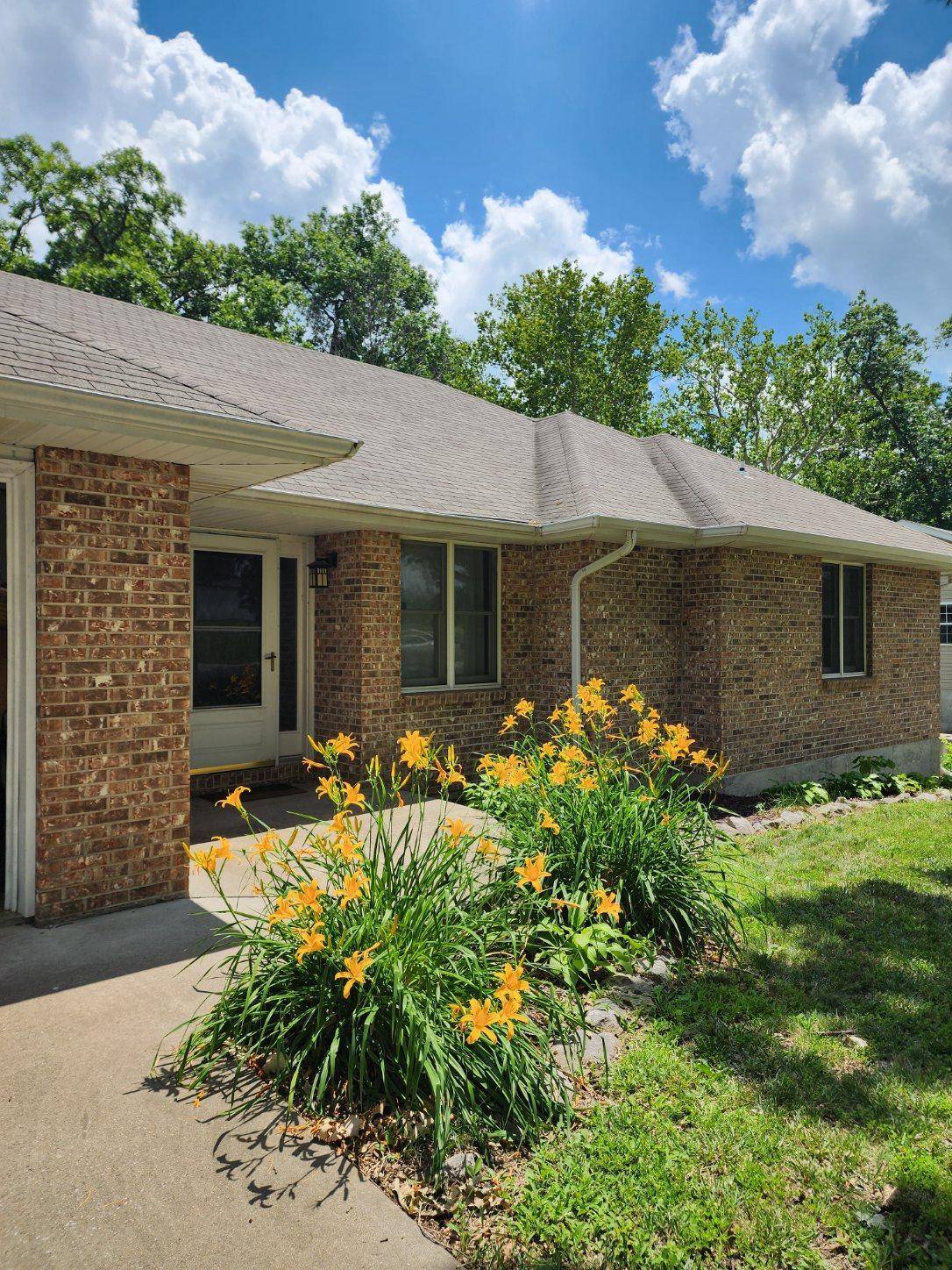 Columbia, MO 65202,2460 N Lake of the woods RD