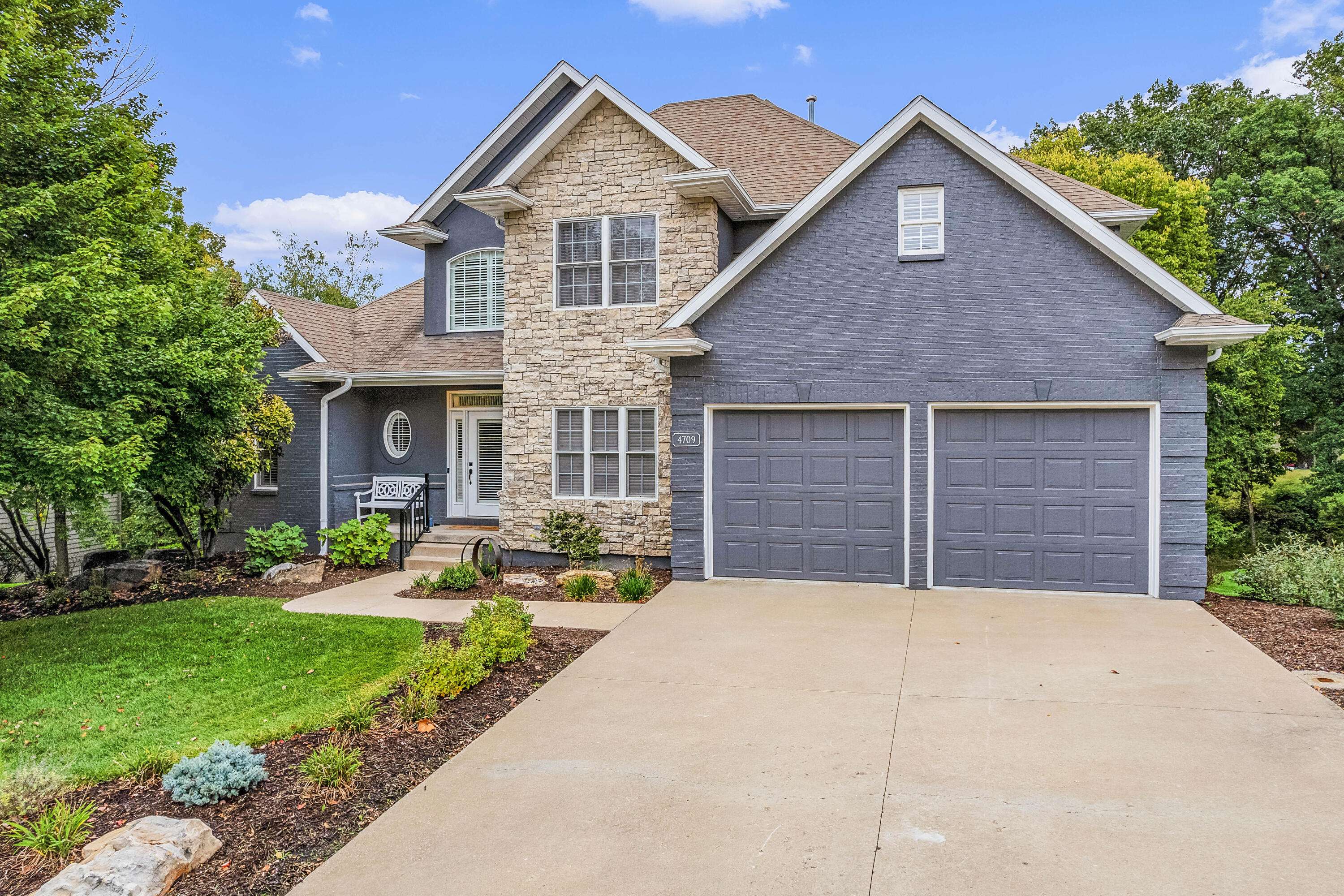 Columbia, MO 65203,4709 Silver cliff DR