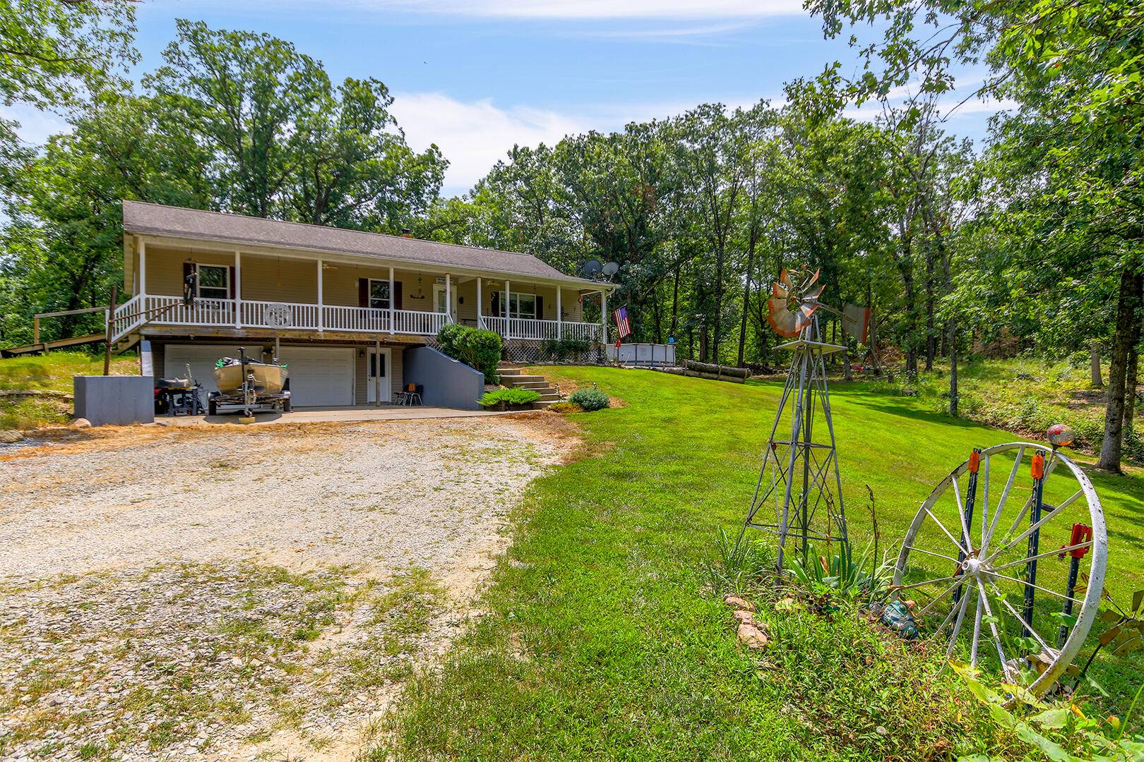 Higbee, MO 65257,1272 County road 2901