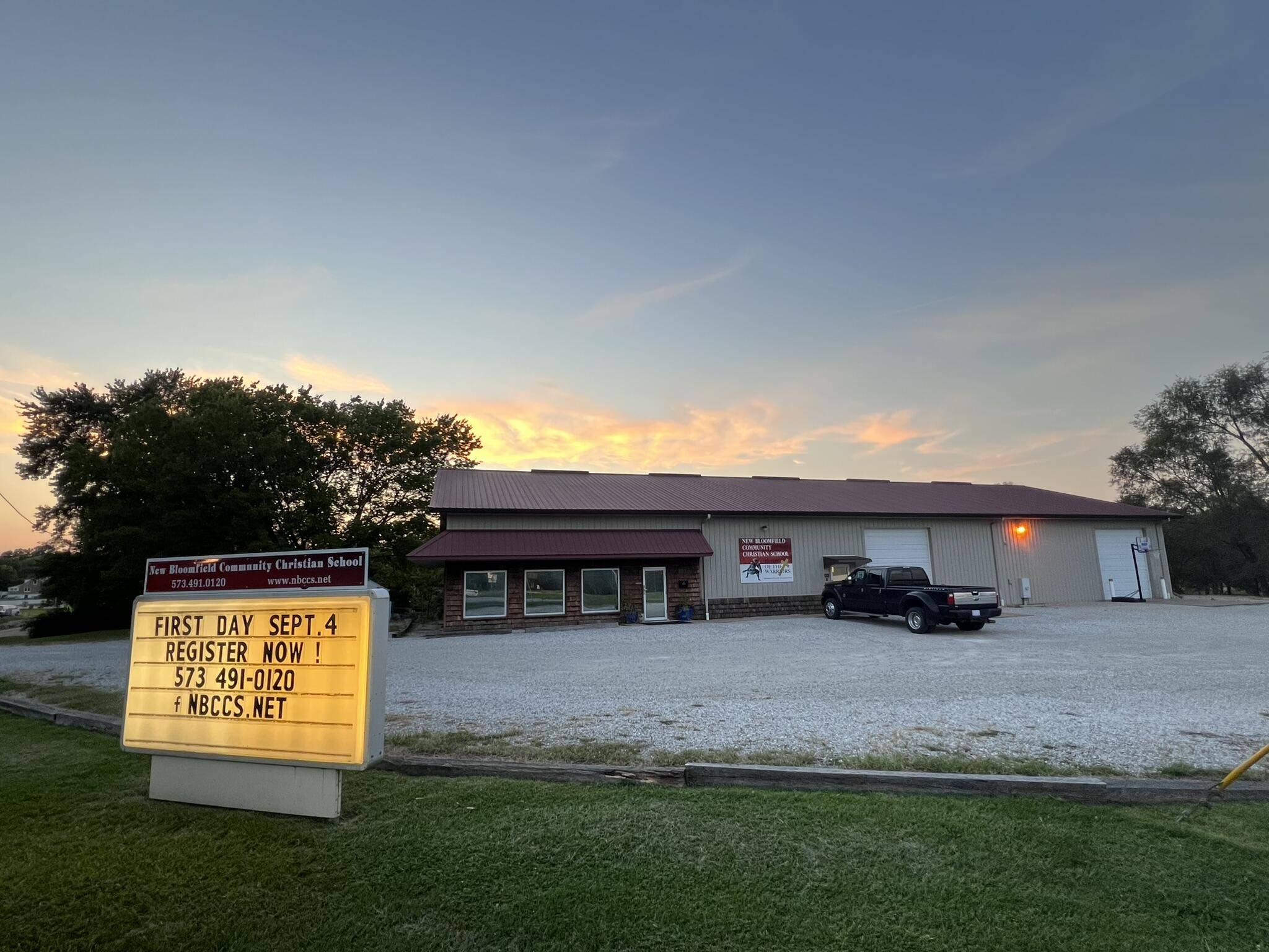 New Bloomfield, MO 65063,9393 Old us hwy 54