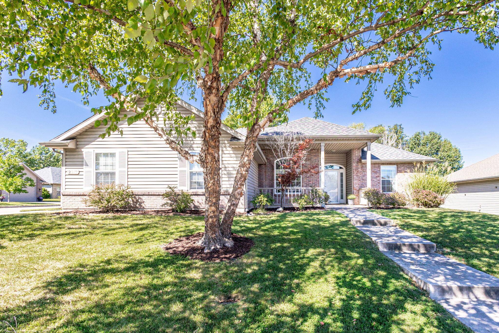 Columbia, MO 65203,2013 Shale ridge CT