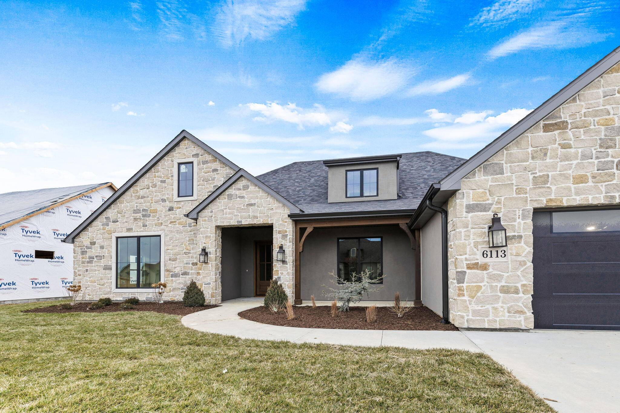 Columbia, MO 65201,6113 Ivory LN