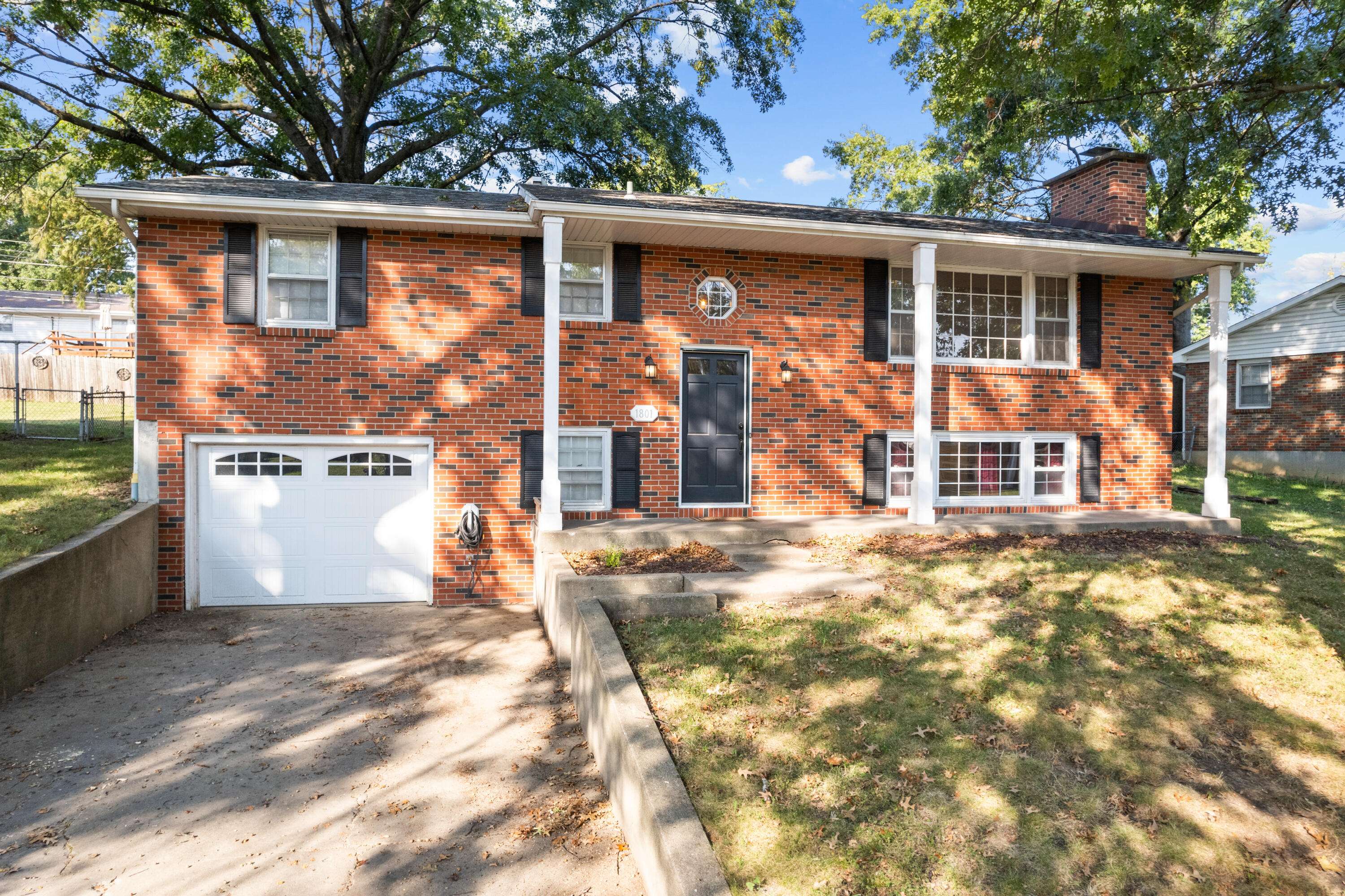 Columbia, MO 65202,1801 Doris DR