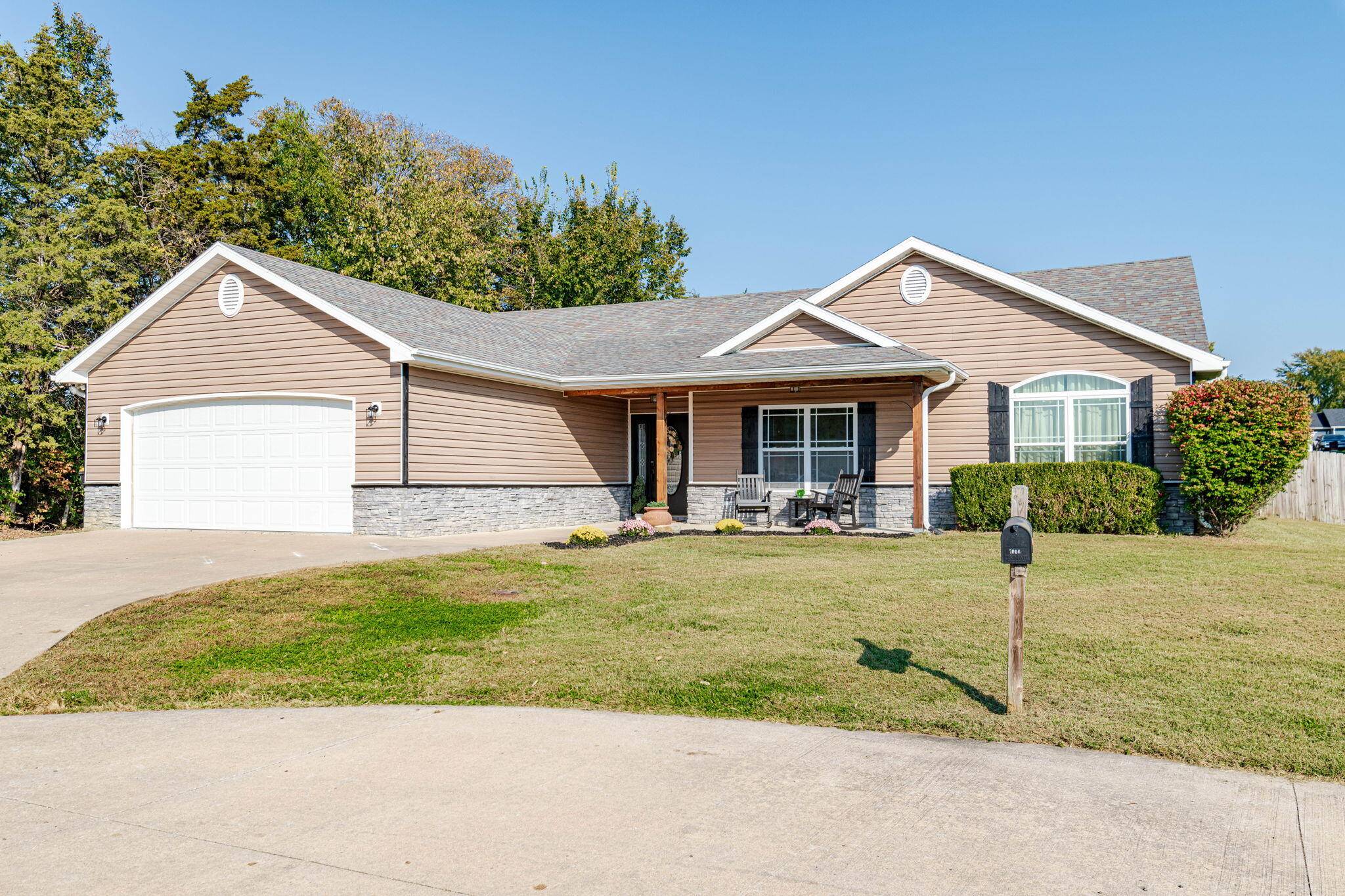 Fulton, MO 65251,7006 Greenwood hills