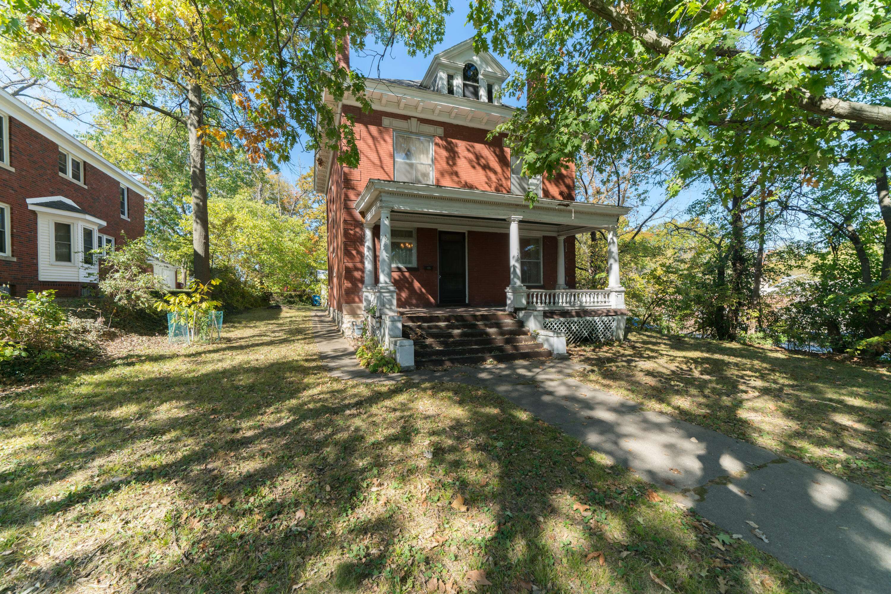Jefferson City, MO 65101,920 Jefferson ST