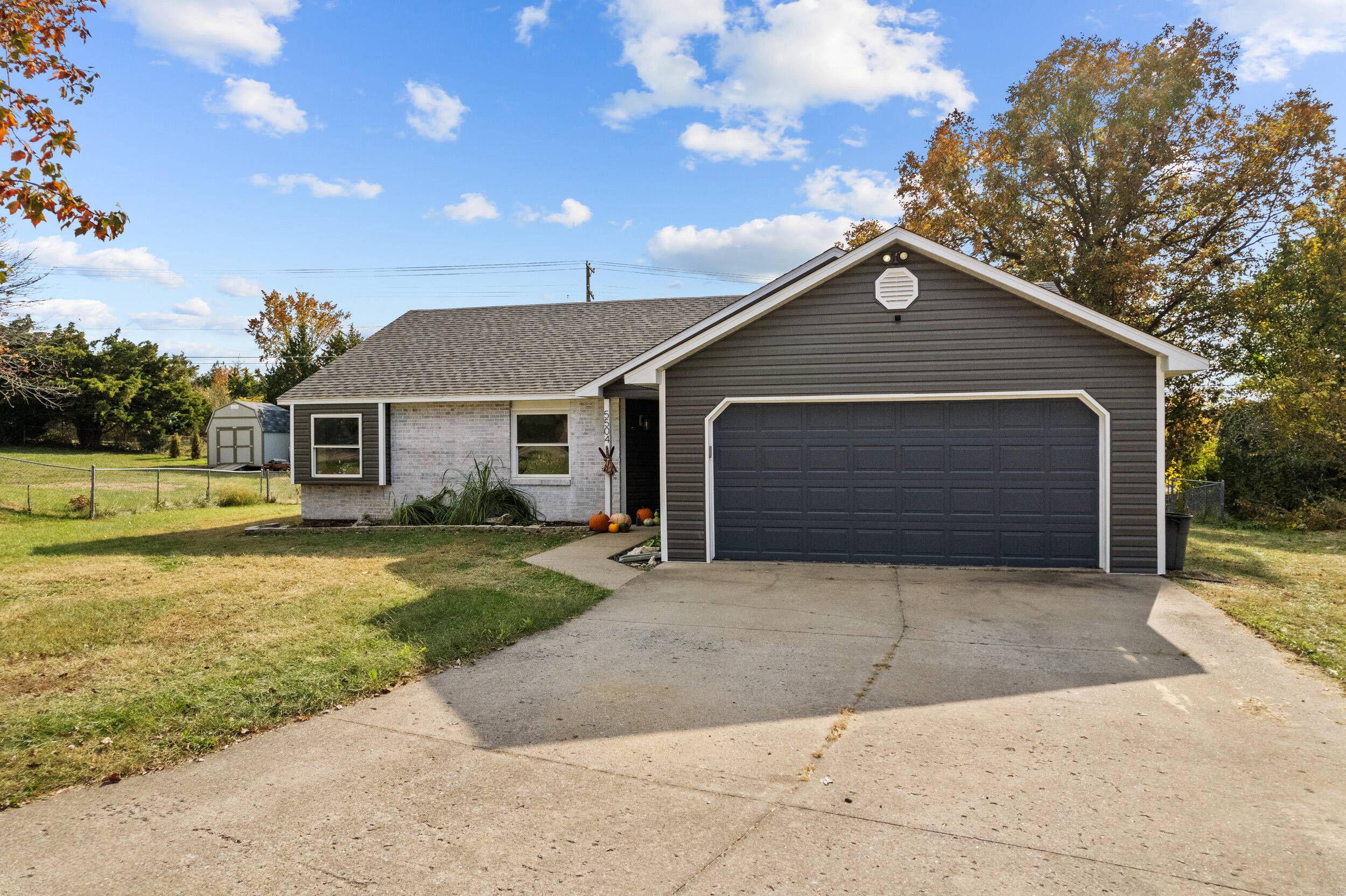 Columbia, MO 65202,5504 Prairie rose CT