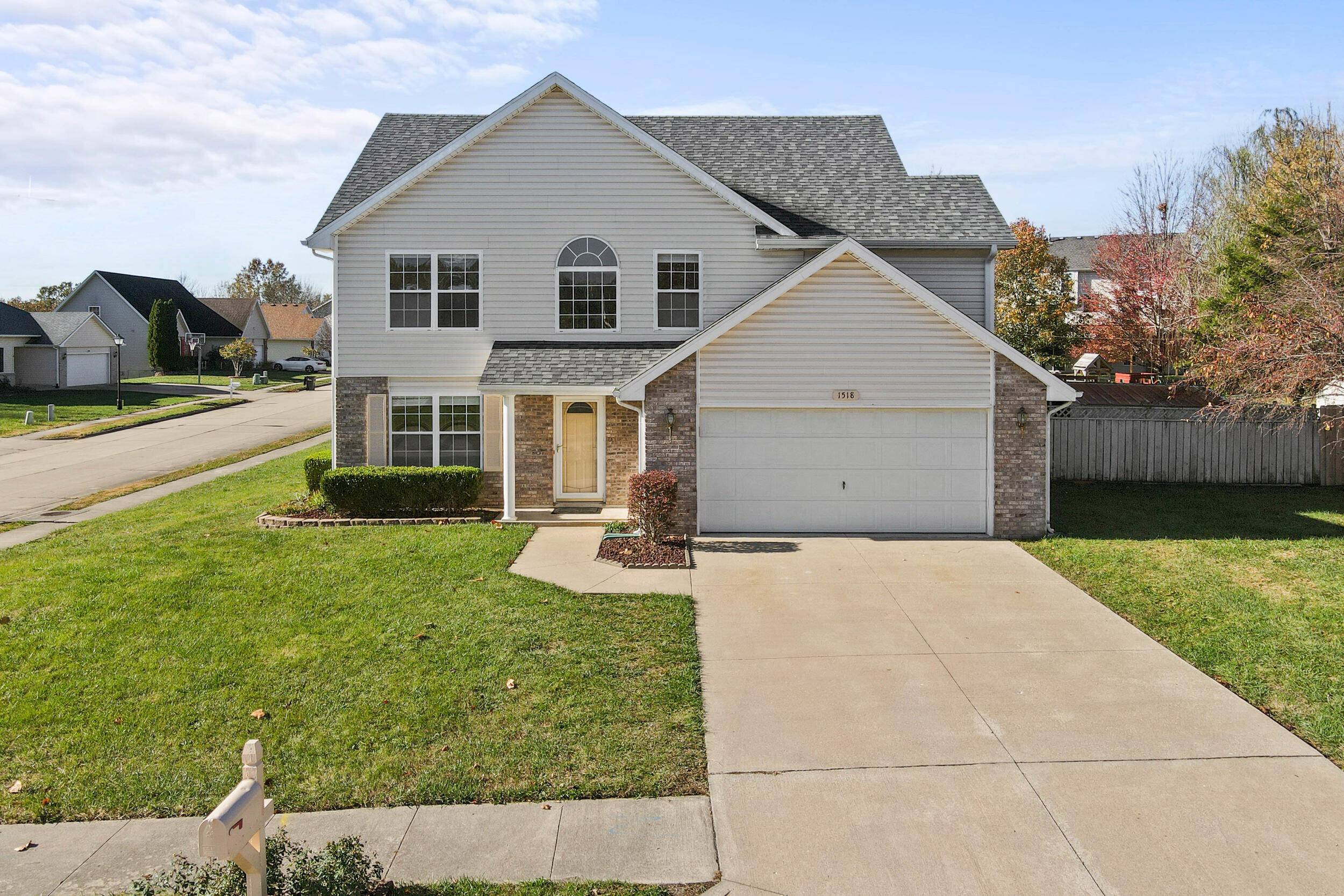 Columbia, MO 65202,1518 N Thoroughbred CIR