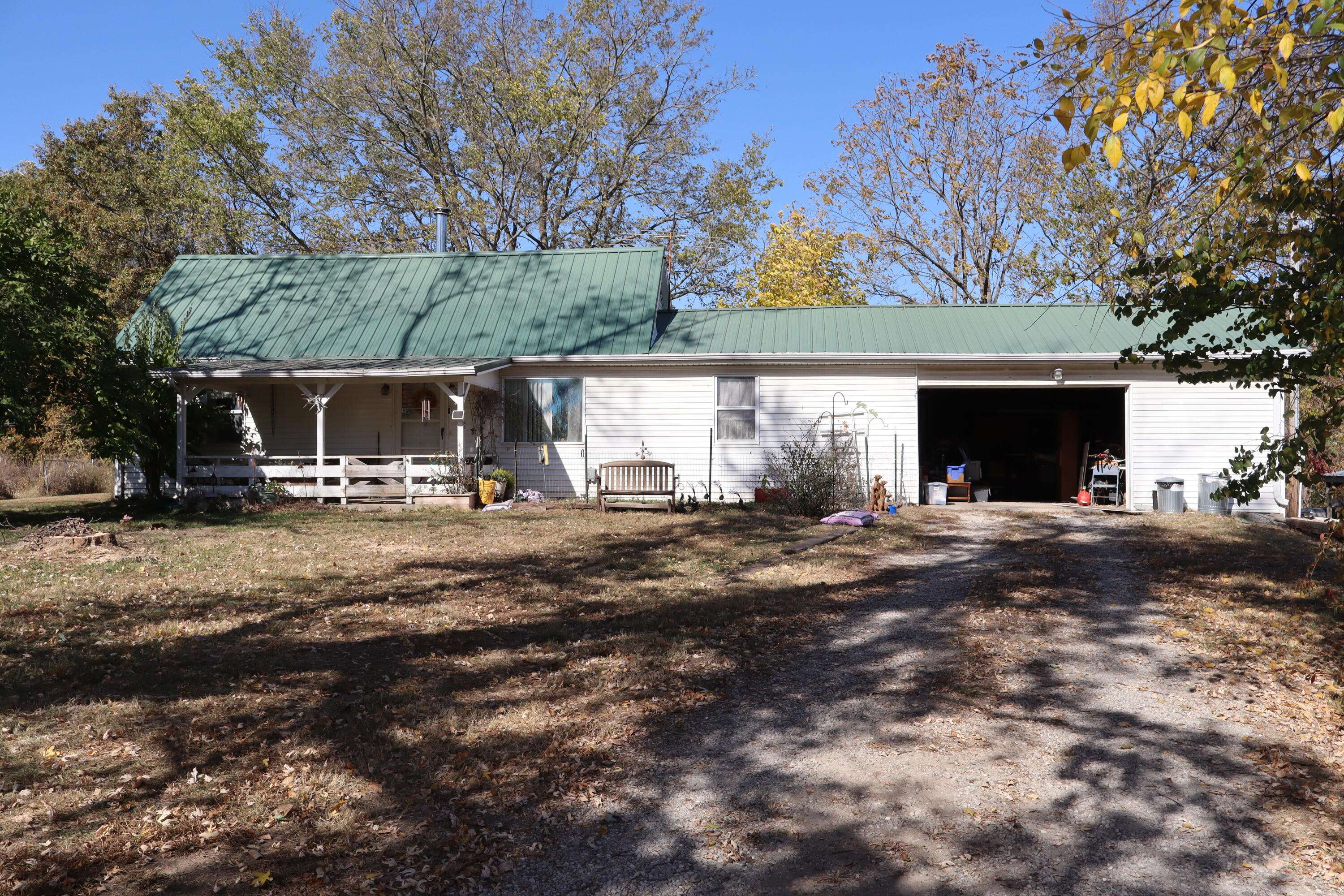 Higbee, MO 65257,421 County rd 120