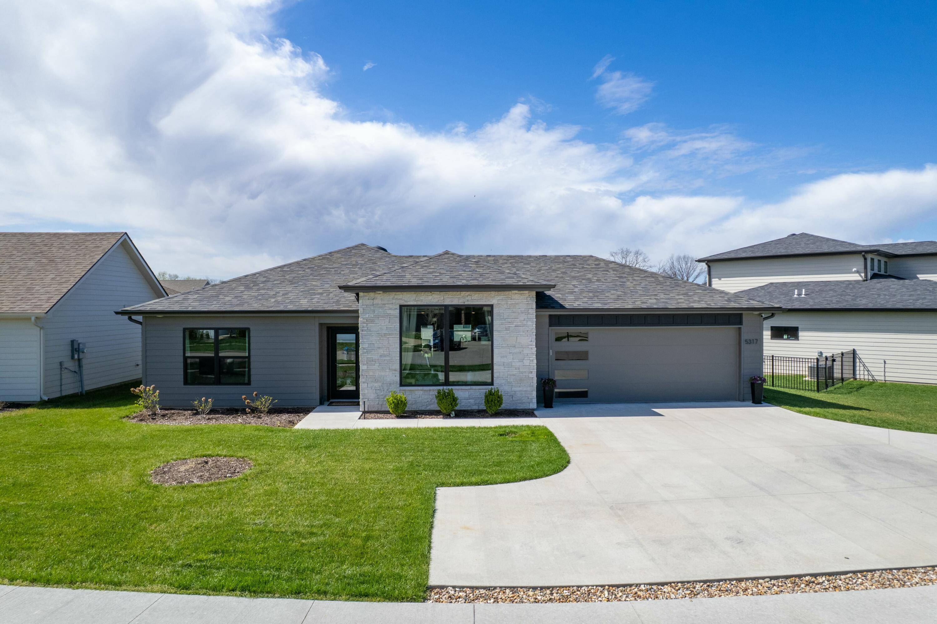 Columbia, MO 65203,5317 Smith DR