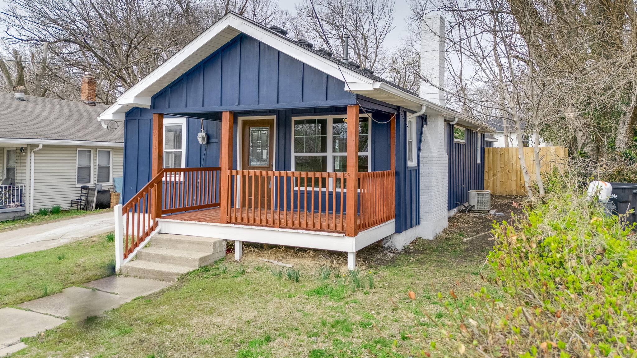 Columbia, MO 65203,209 E Worley ST