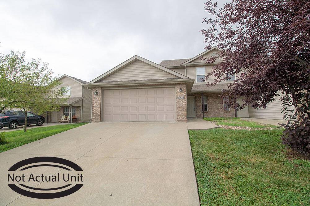 Columbia, MO 65202,3929 Snowy owl DR