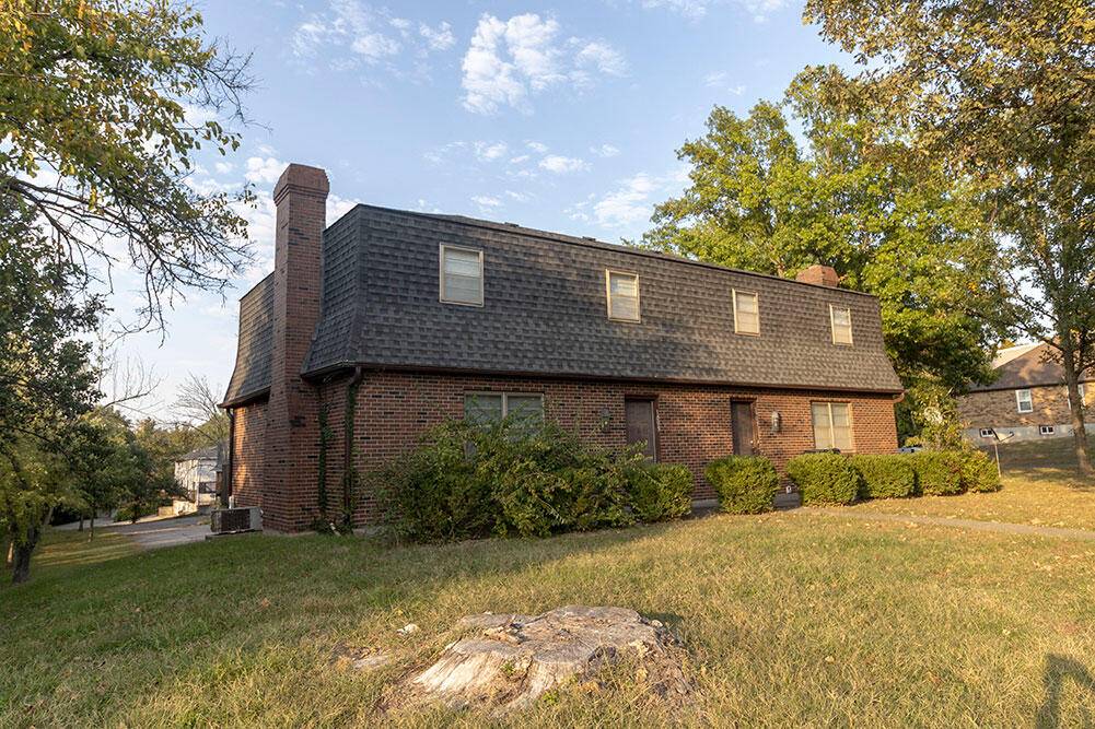 Columbia, MO 65203,1005 Canterbury DR