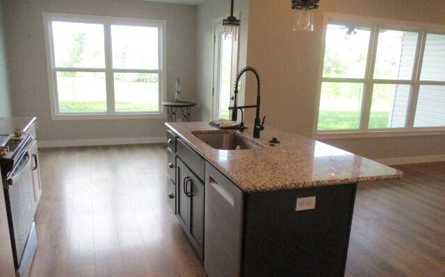 Sturgeon, MO 65284,305 E Francis ST