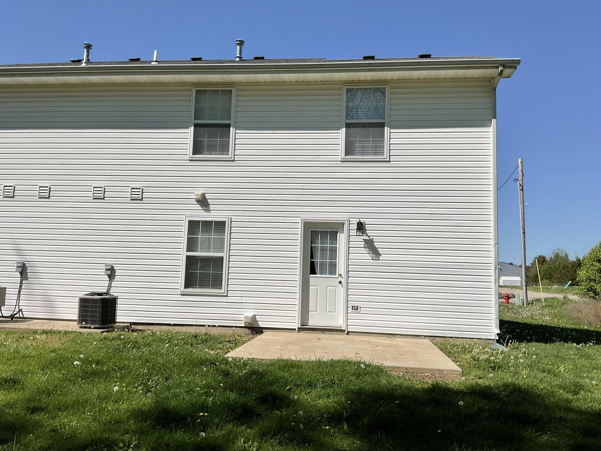 Ashland, MO 65010,406 E Liberty LN #A