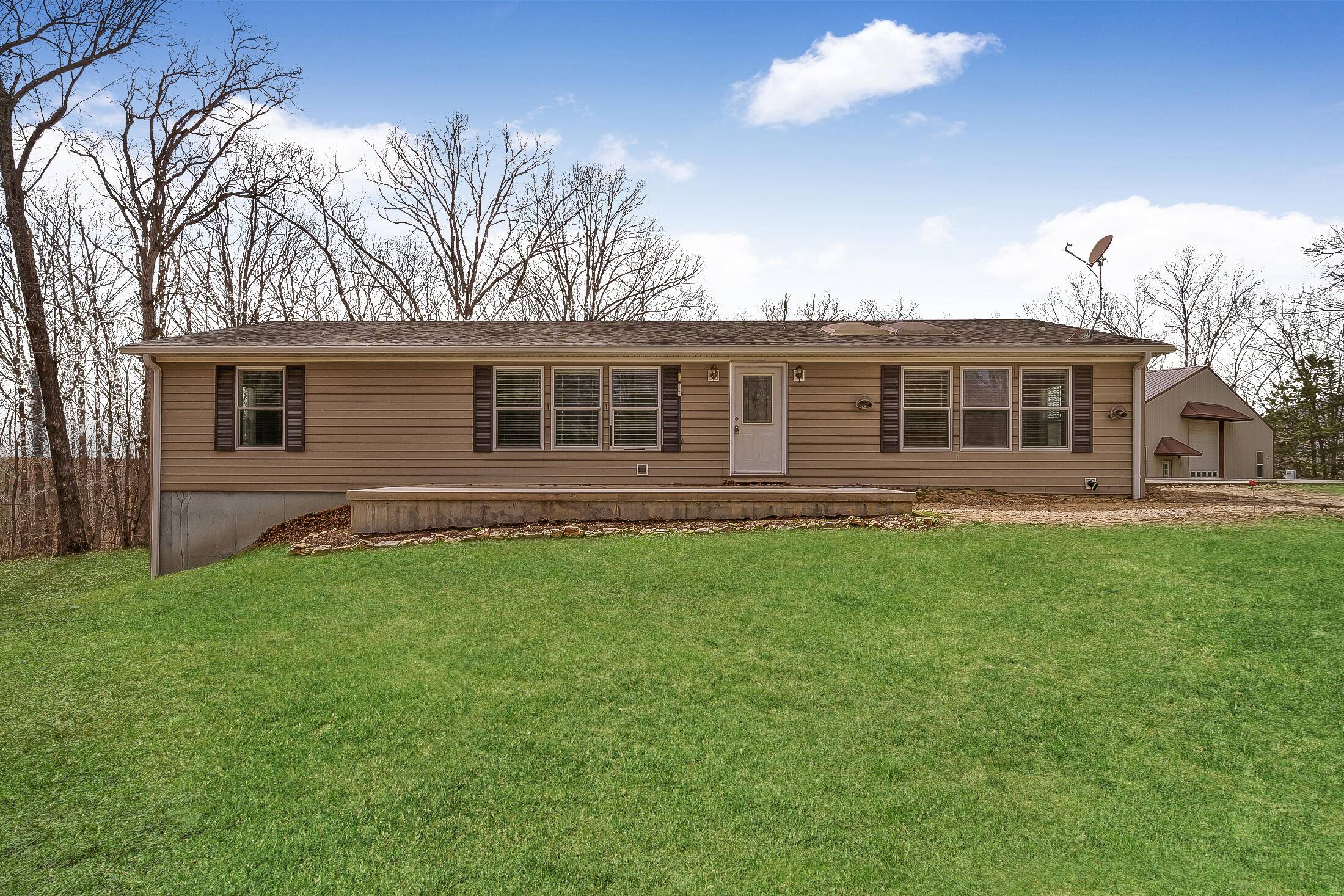 Fulton, MO 65251,6673 Red bud